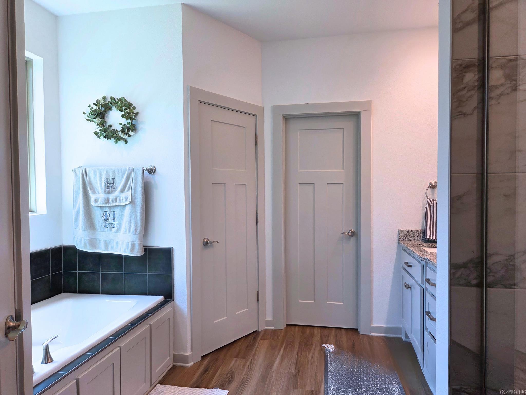 LEWIS COVE - Residential