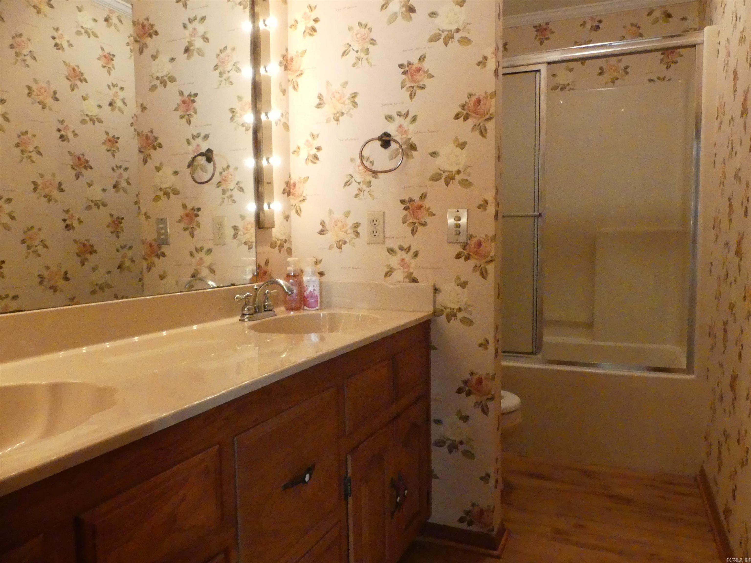 Powers-Thayers - Residential