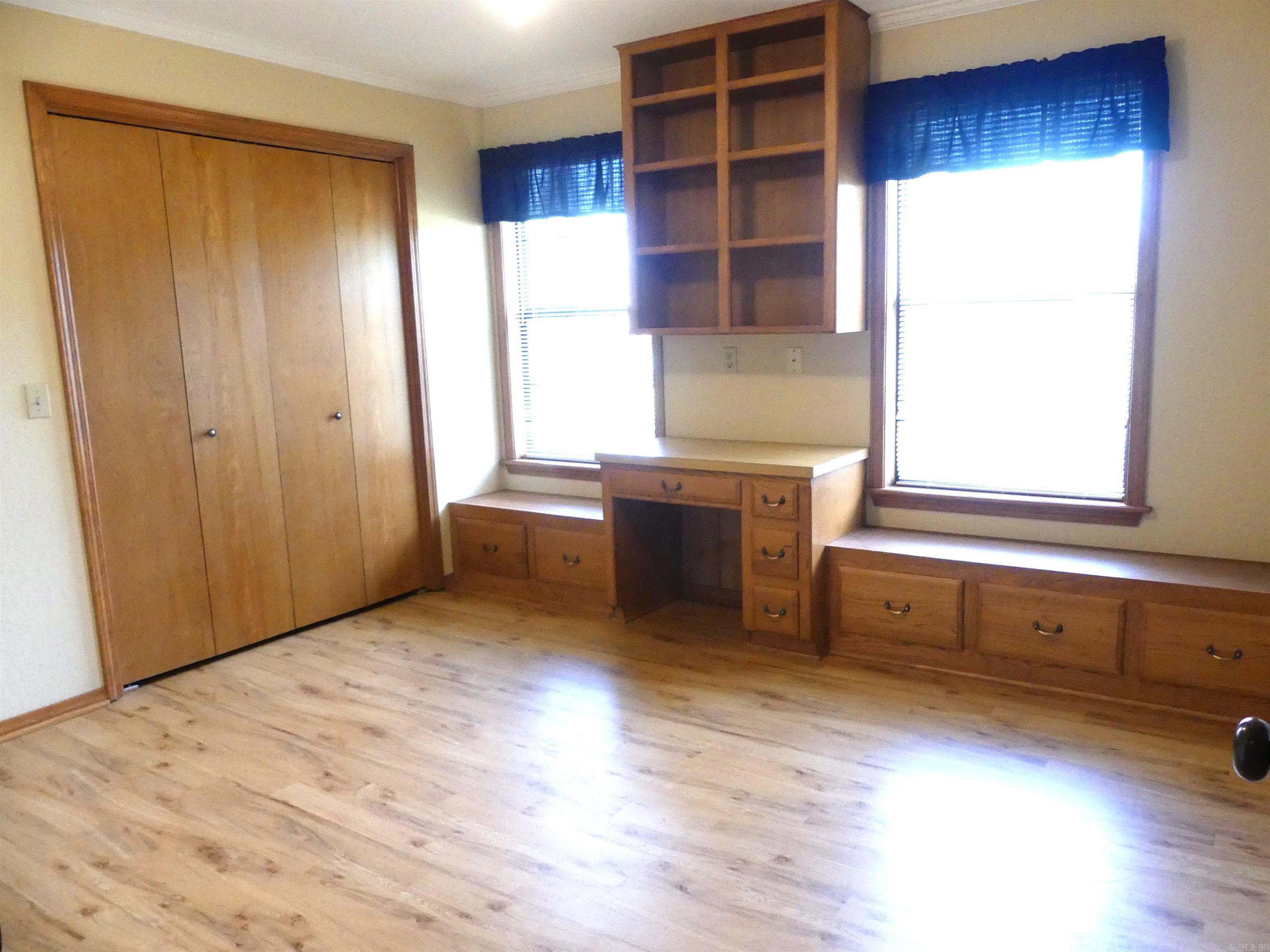 Powers-Thayers - Residential