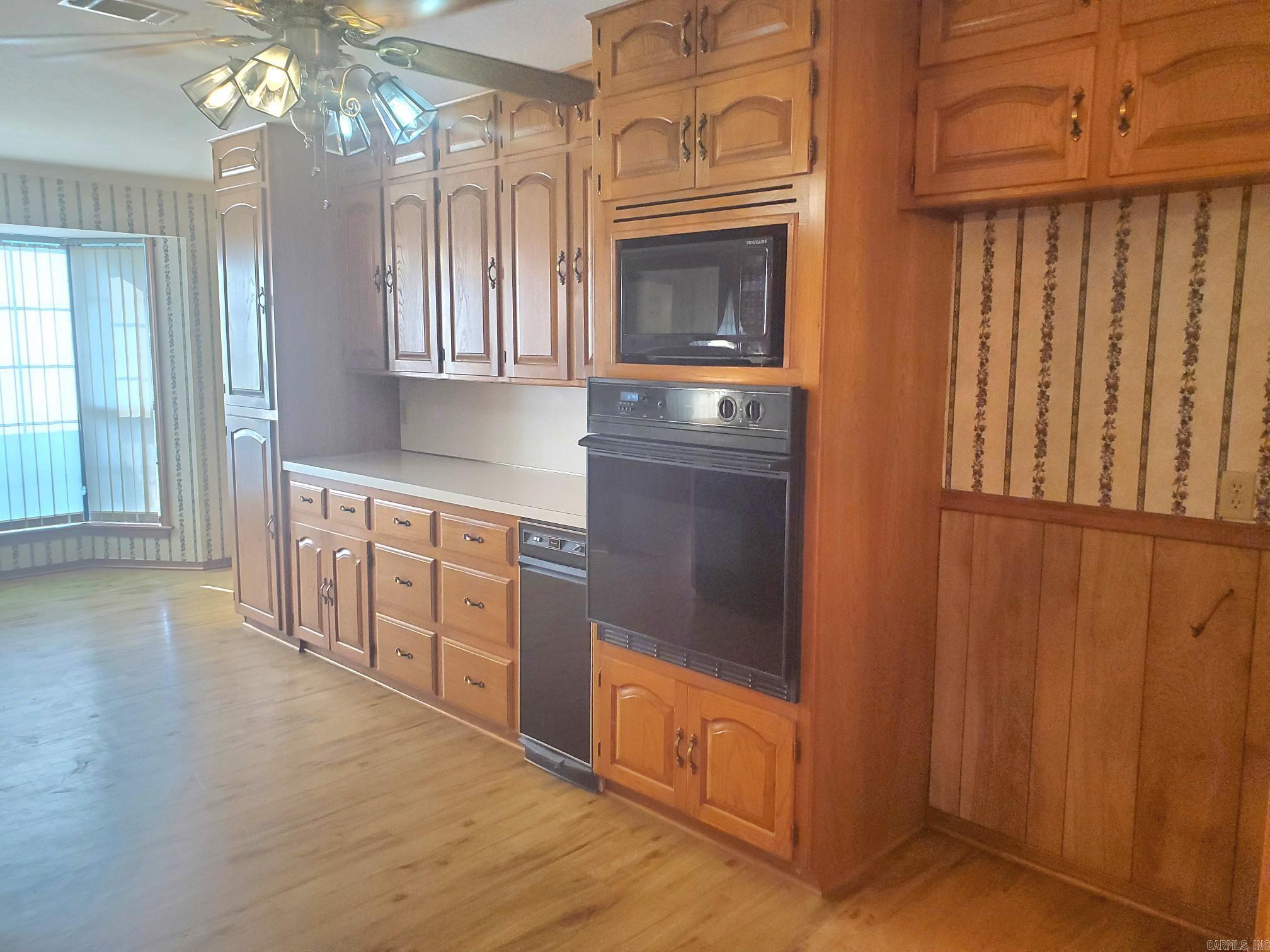 Powers-Thayers - Residential