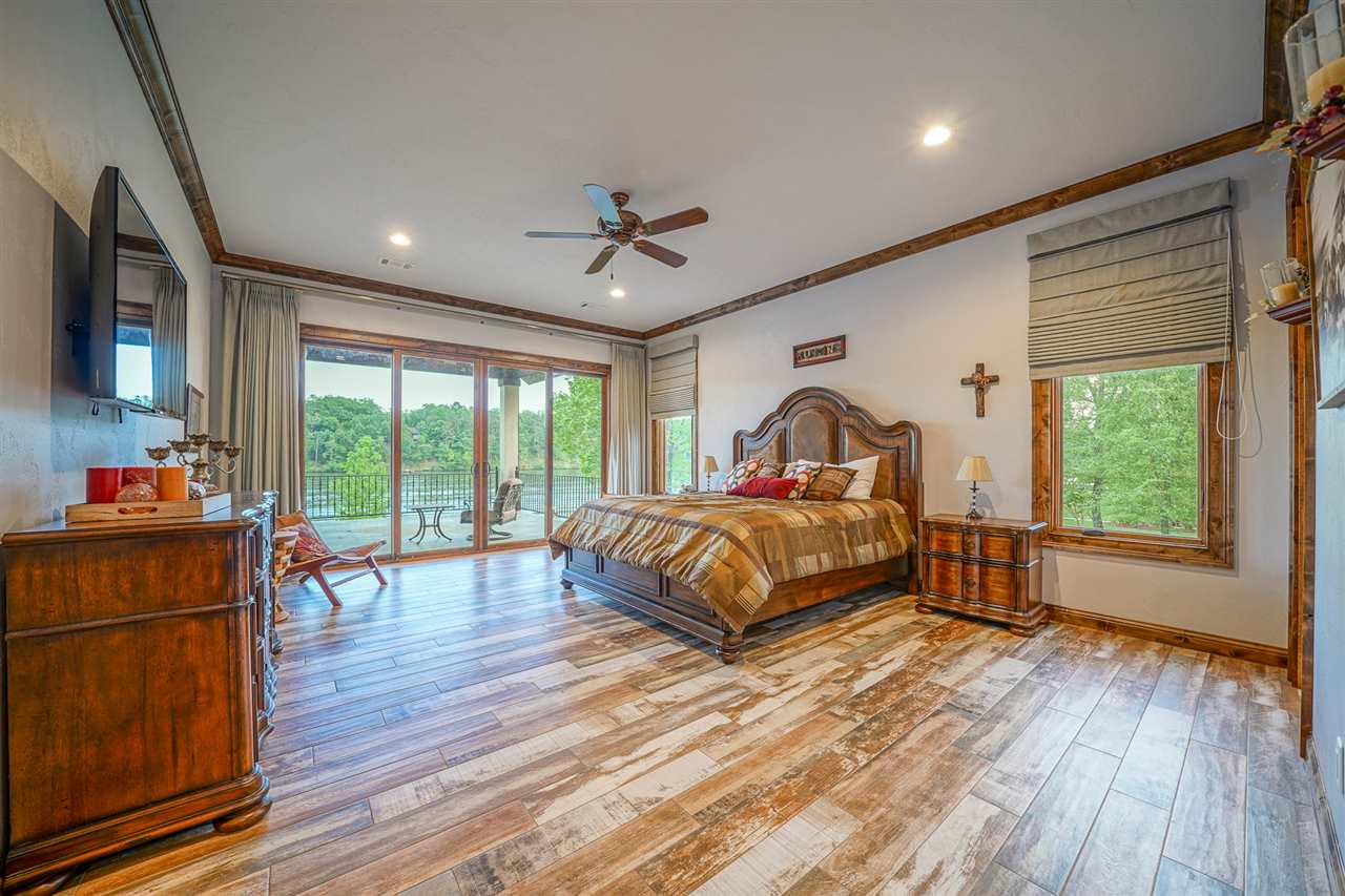 Kirschwood Manor - Residential