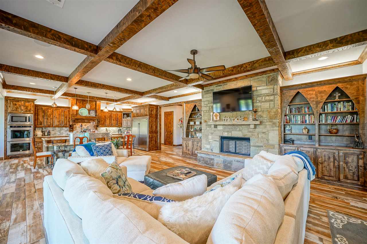 Kirschwood Manor - Residential