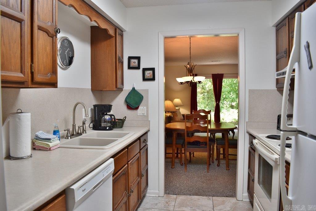 CORONADO COURTS - Residential