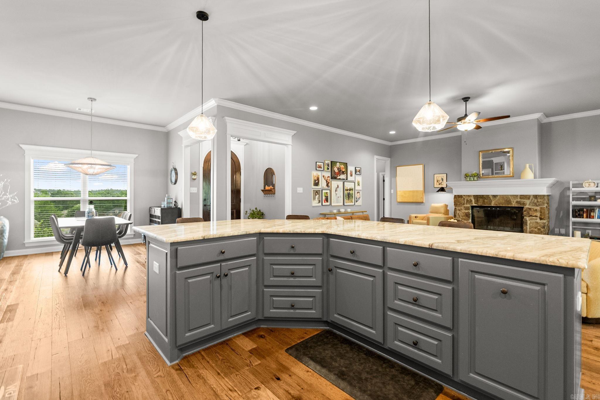 MAUMELLE VALLEY ESTATES - Residential