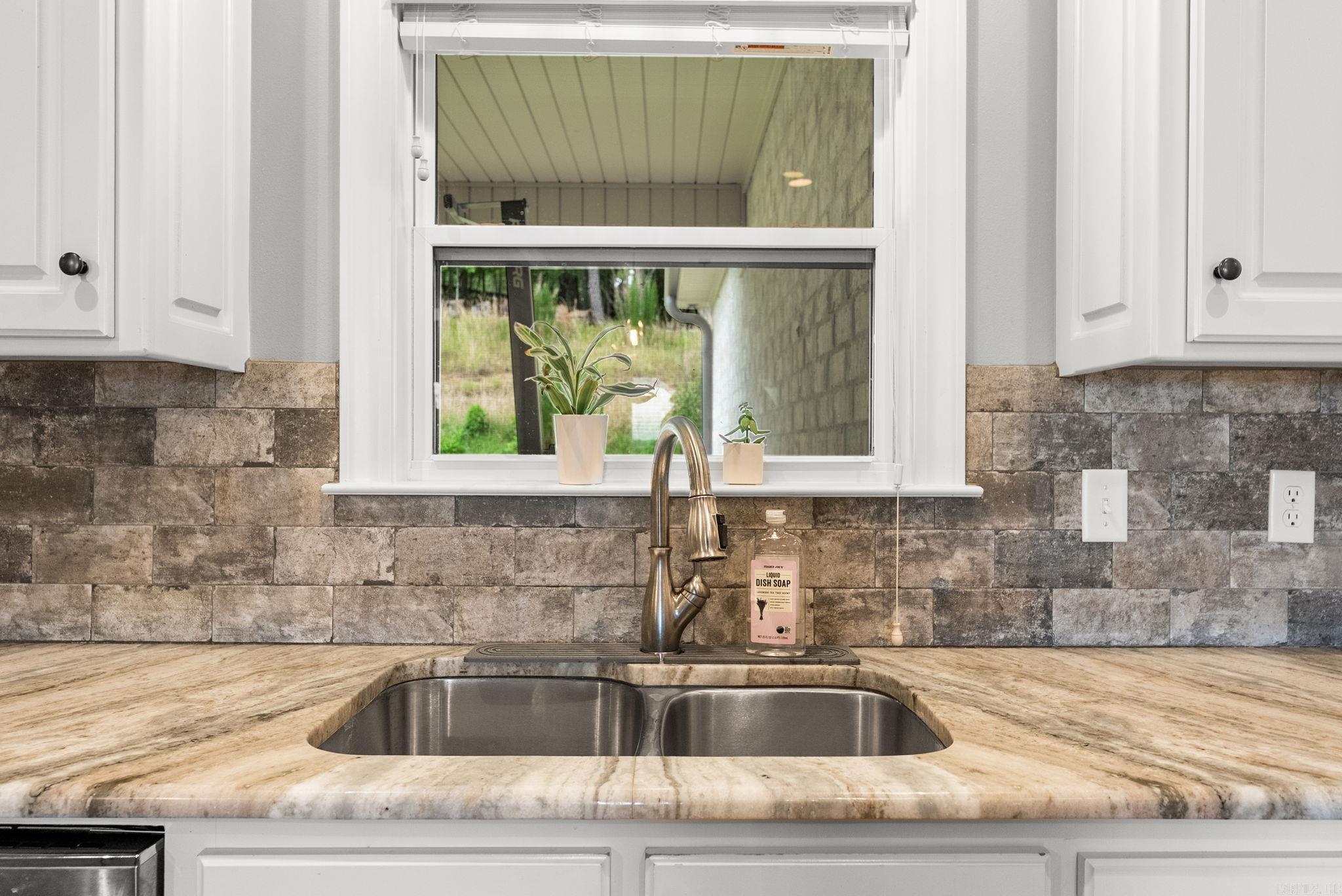 MAUMELLE VALLEY ESTATES - Residential