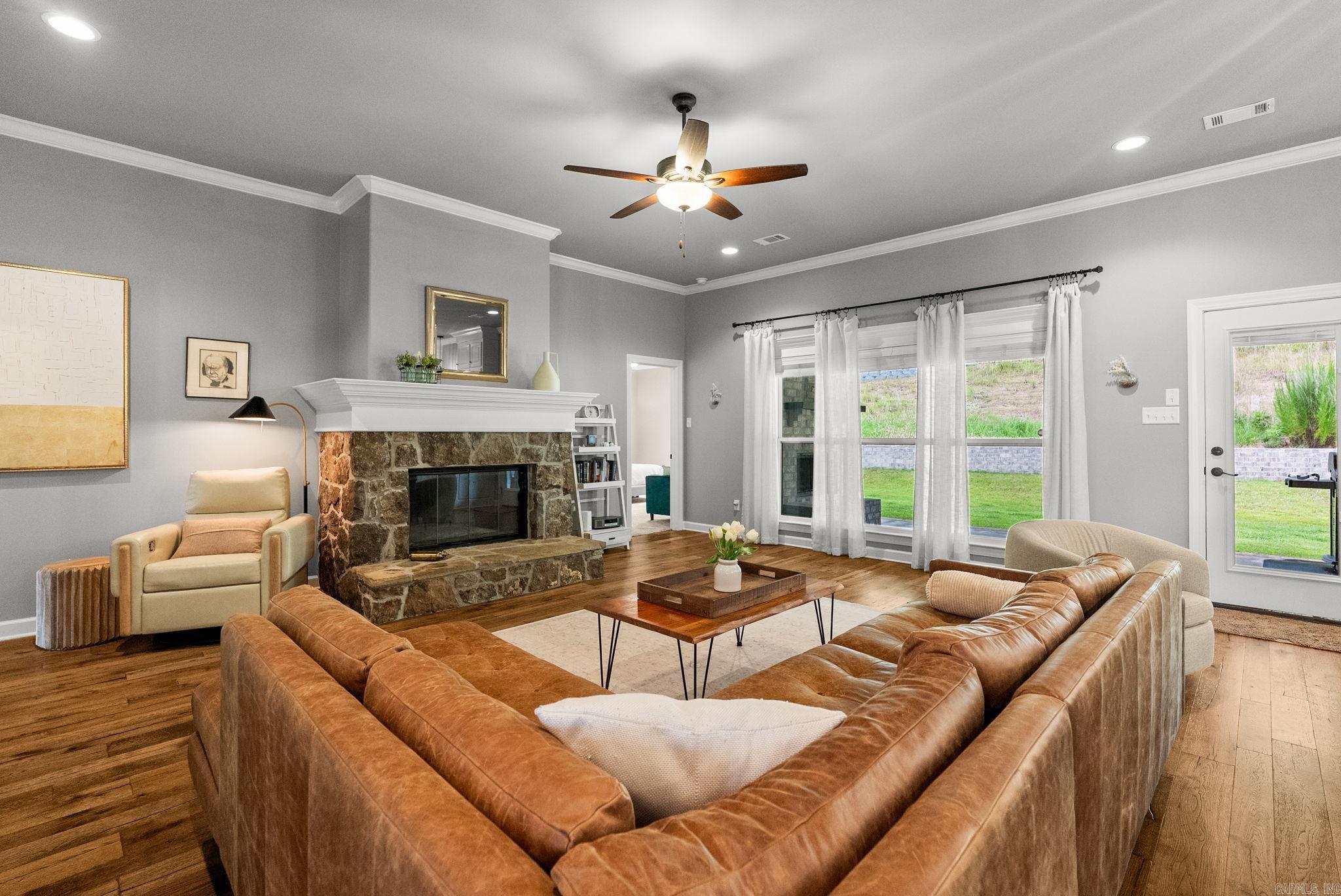 MAUMELLE VALLEY ESTATES - Residential