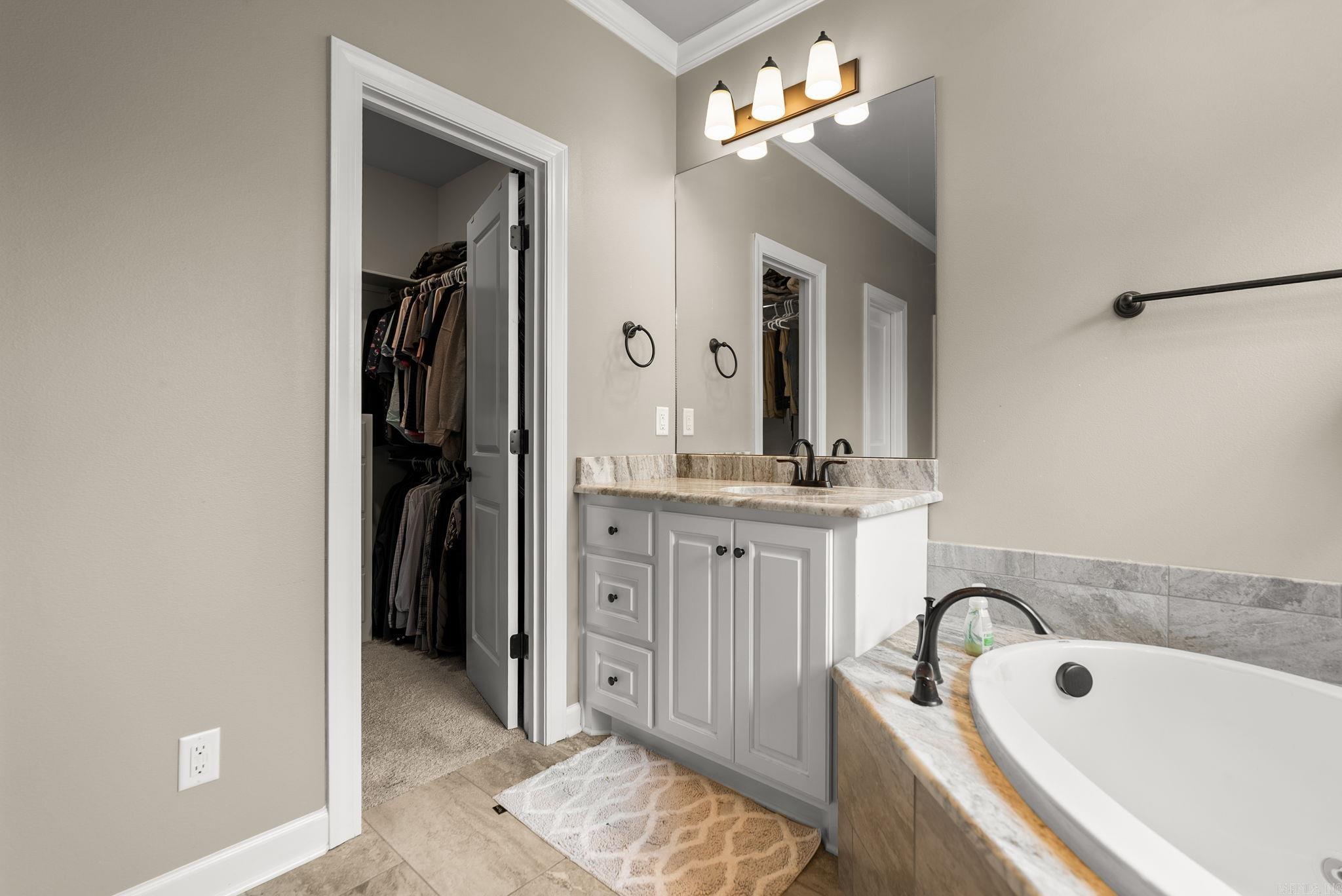 MAUMELLE VALLEY ESTATES - Residential