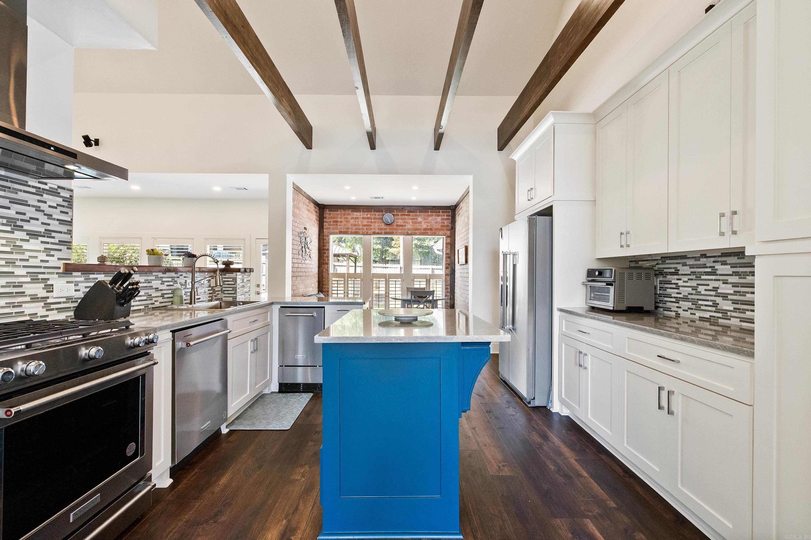 ST THOMAS ADDN - Residential
