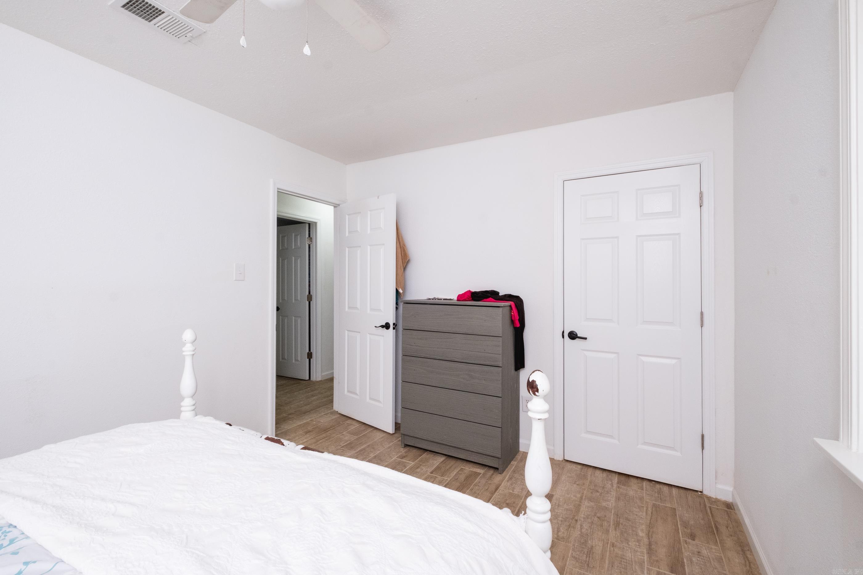 SHANNON HILLS s - Residential