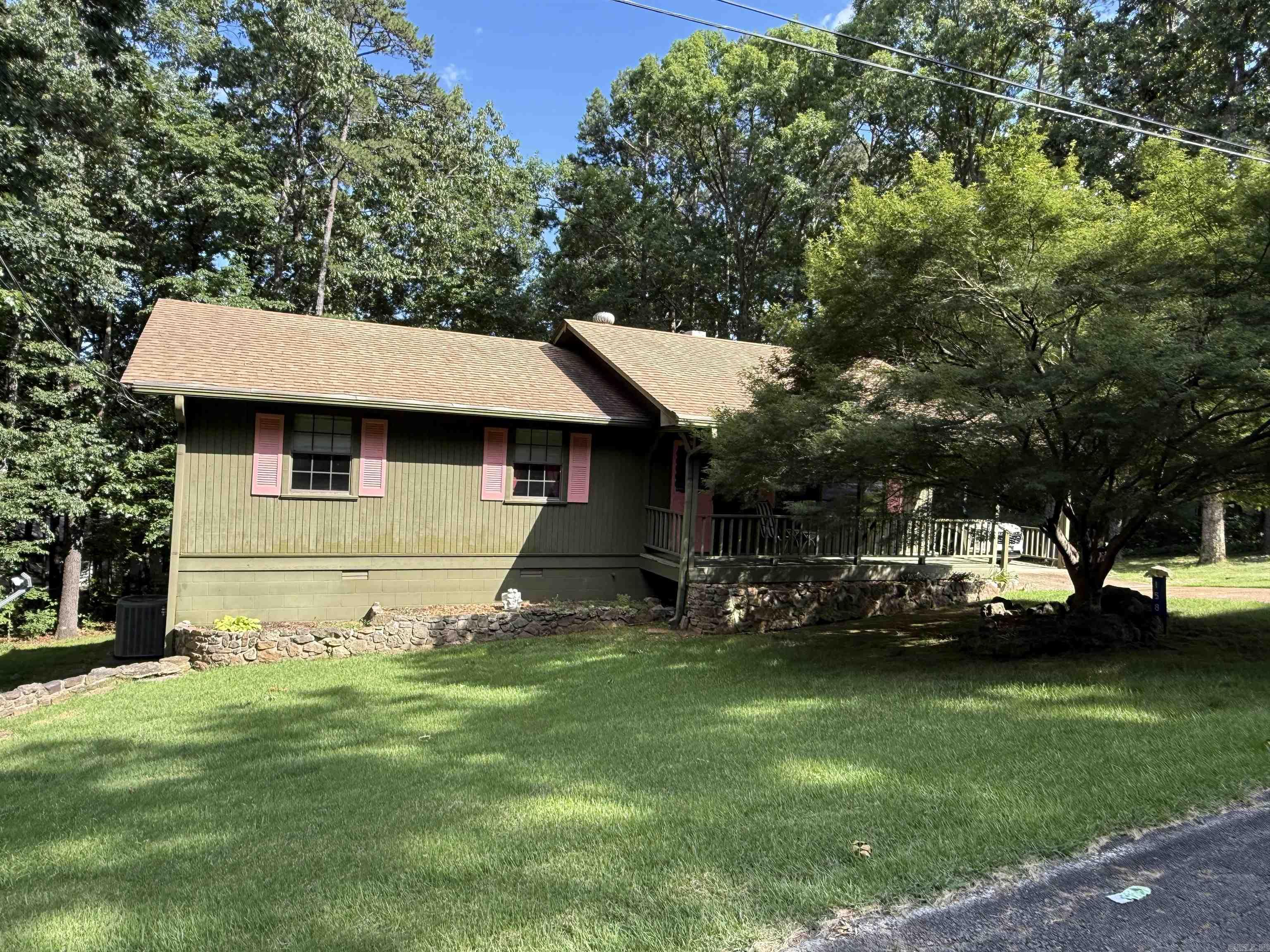 CHELSEA GLADE - Residential