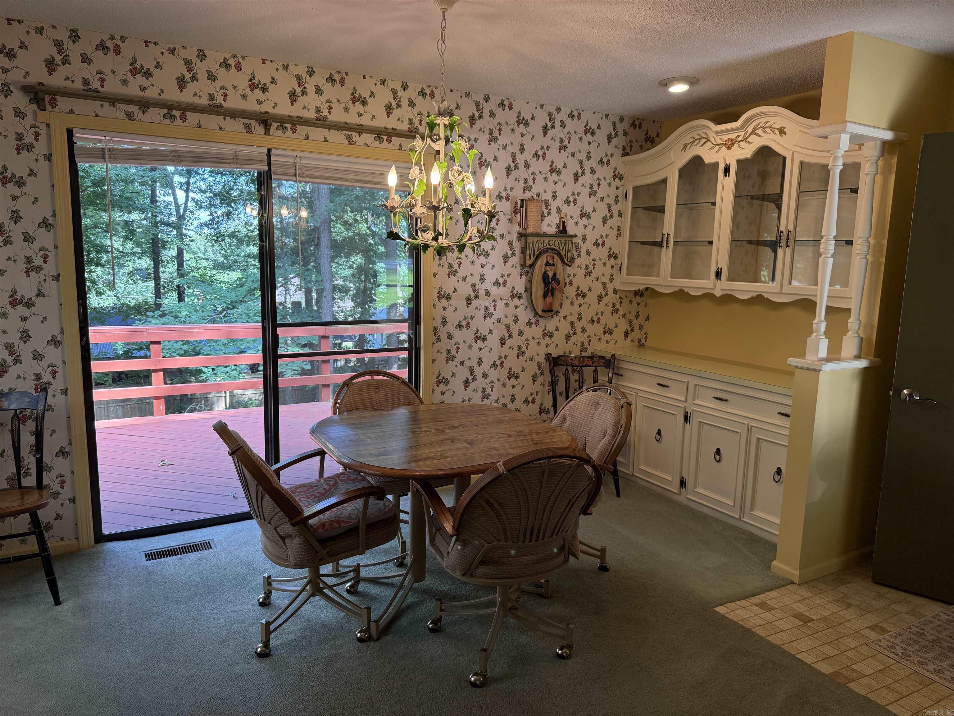 CHELSEA GLADE - Residential