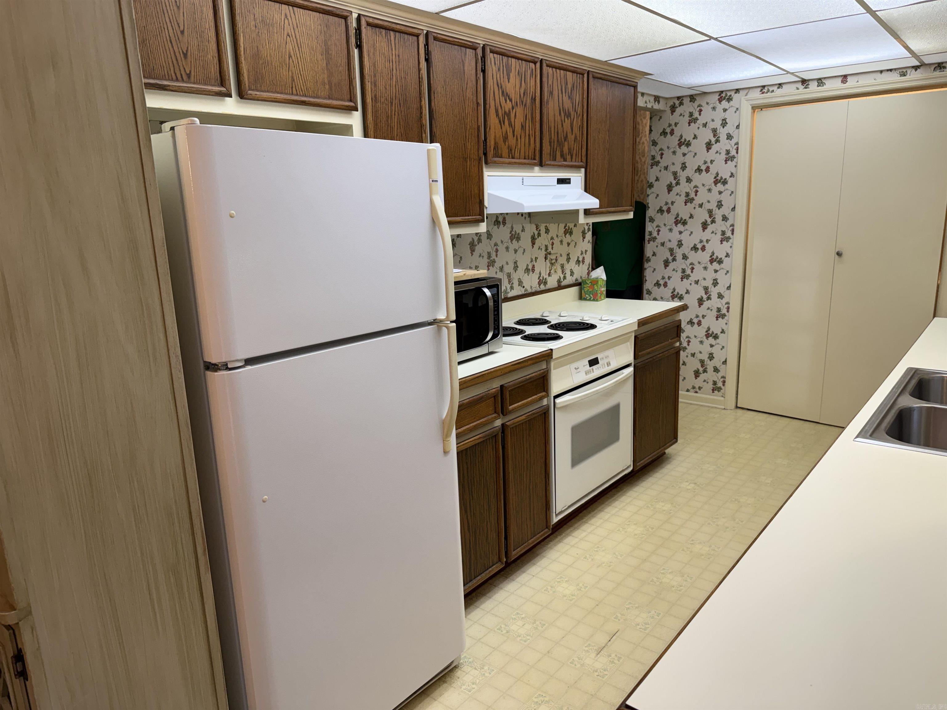 CHELSEA GLADE - Residential
