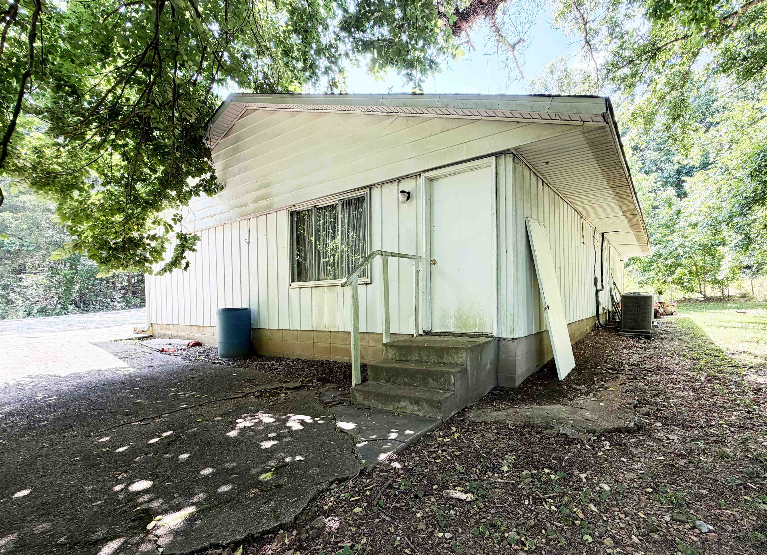 PIONEER PARK - Residential
