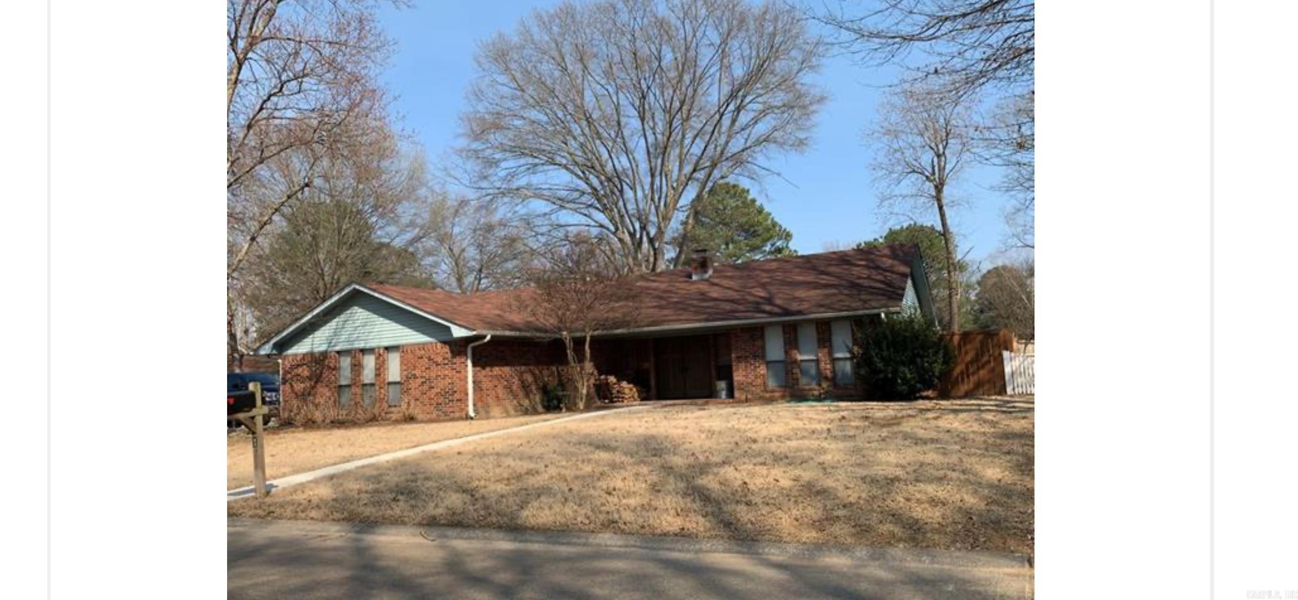 Welcoming home with many updates. Outdoor living in backyard is perfect for entertaining. Split floor plan.