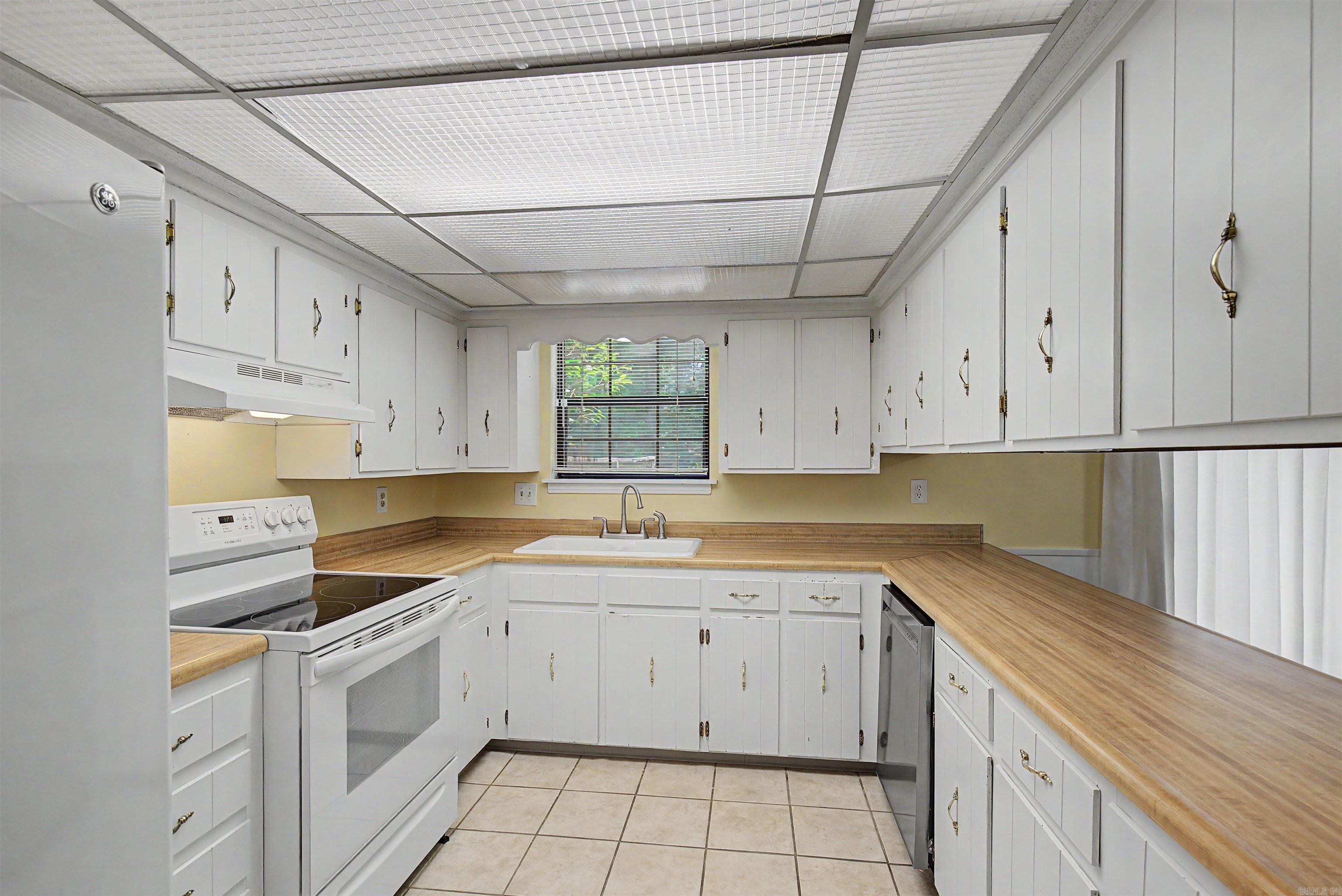 OTTER CREEK COMMUNITY - Residential