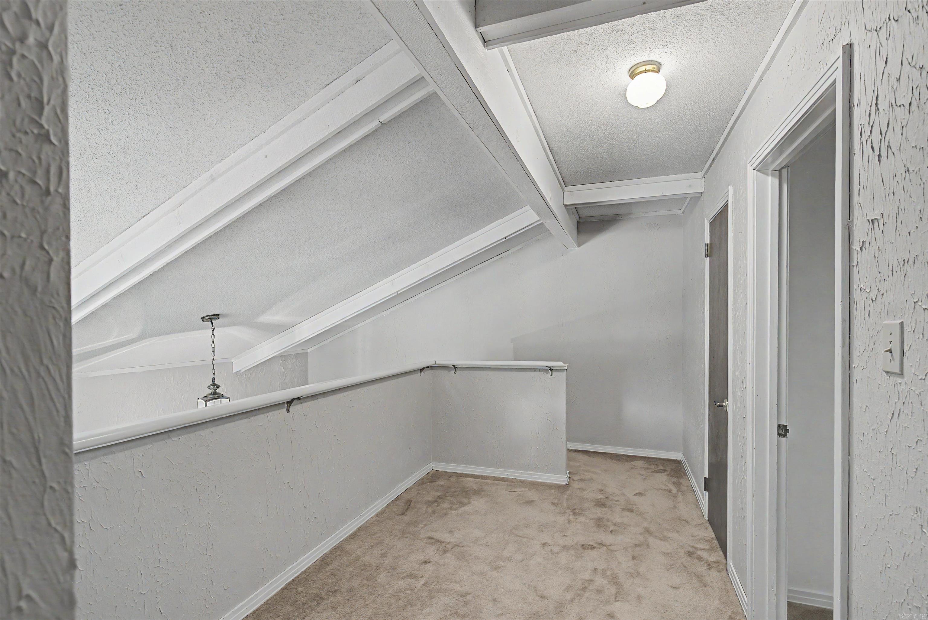 OTTER CREEK COMMUNITY - Residential