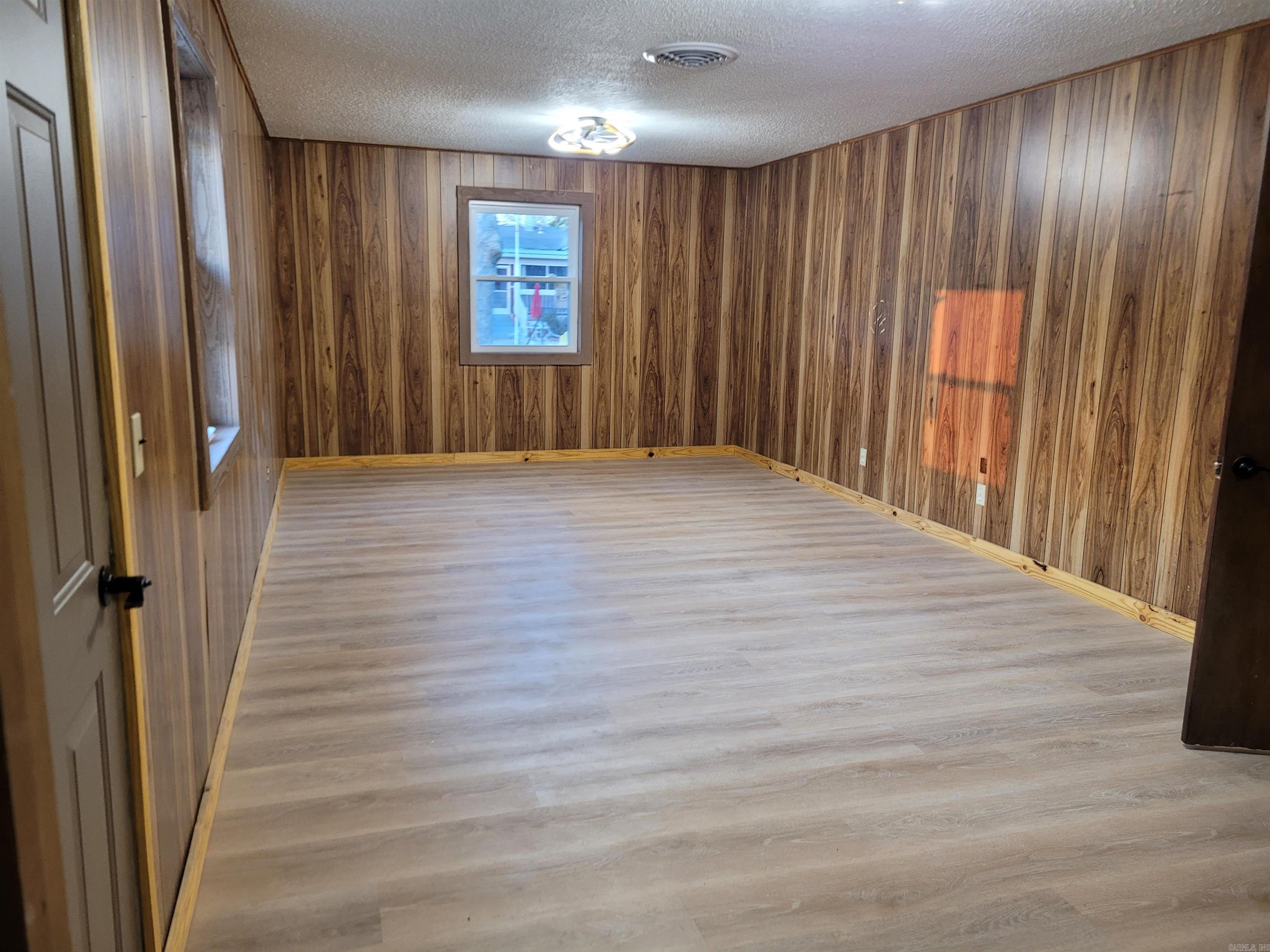 NEW NASHVILLE - Residential