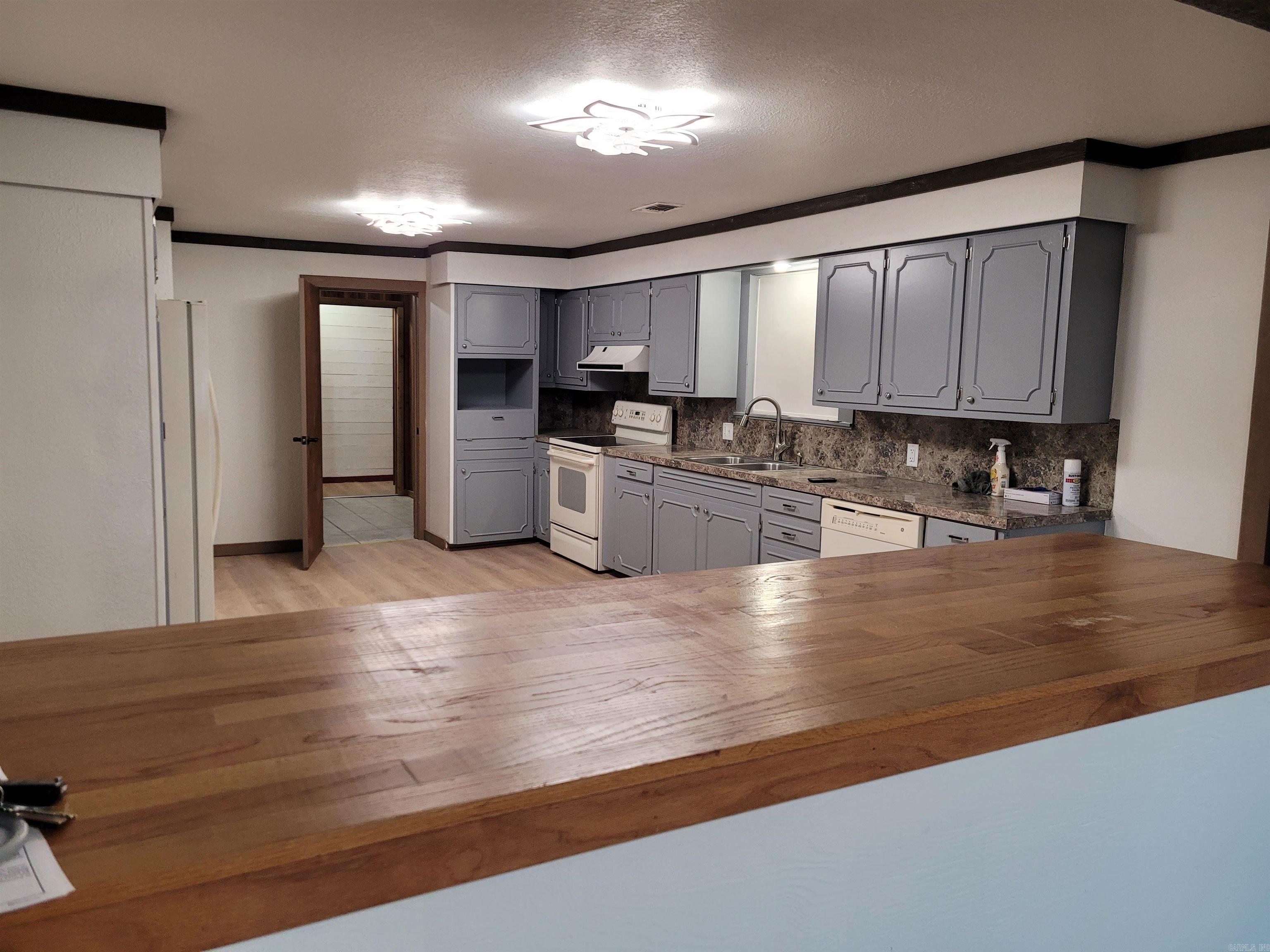 NEW NASHVILLE - Residential