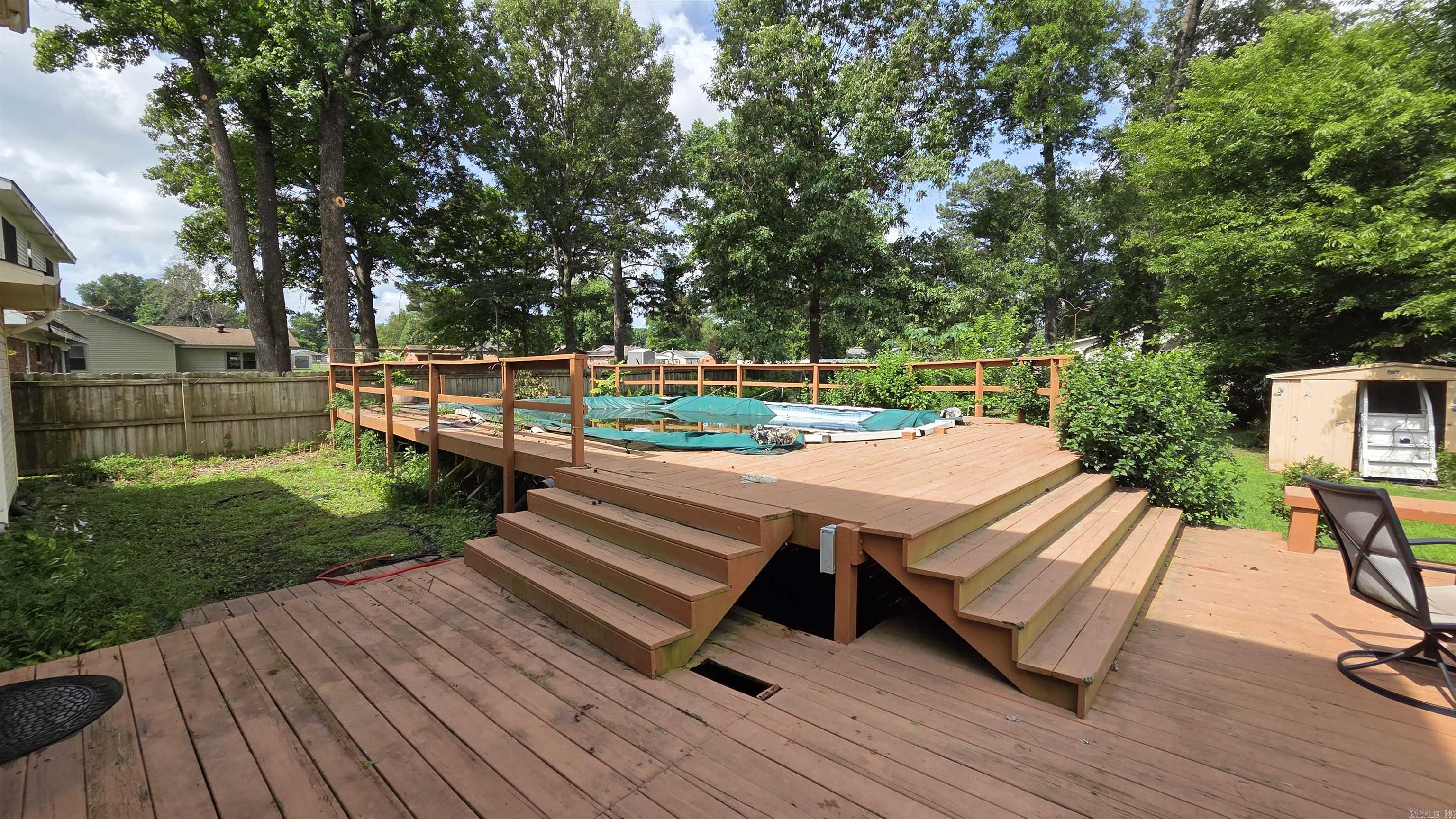 STONEWALL - Residential
