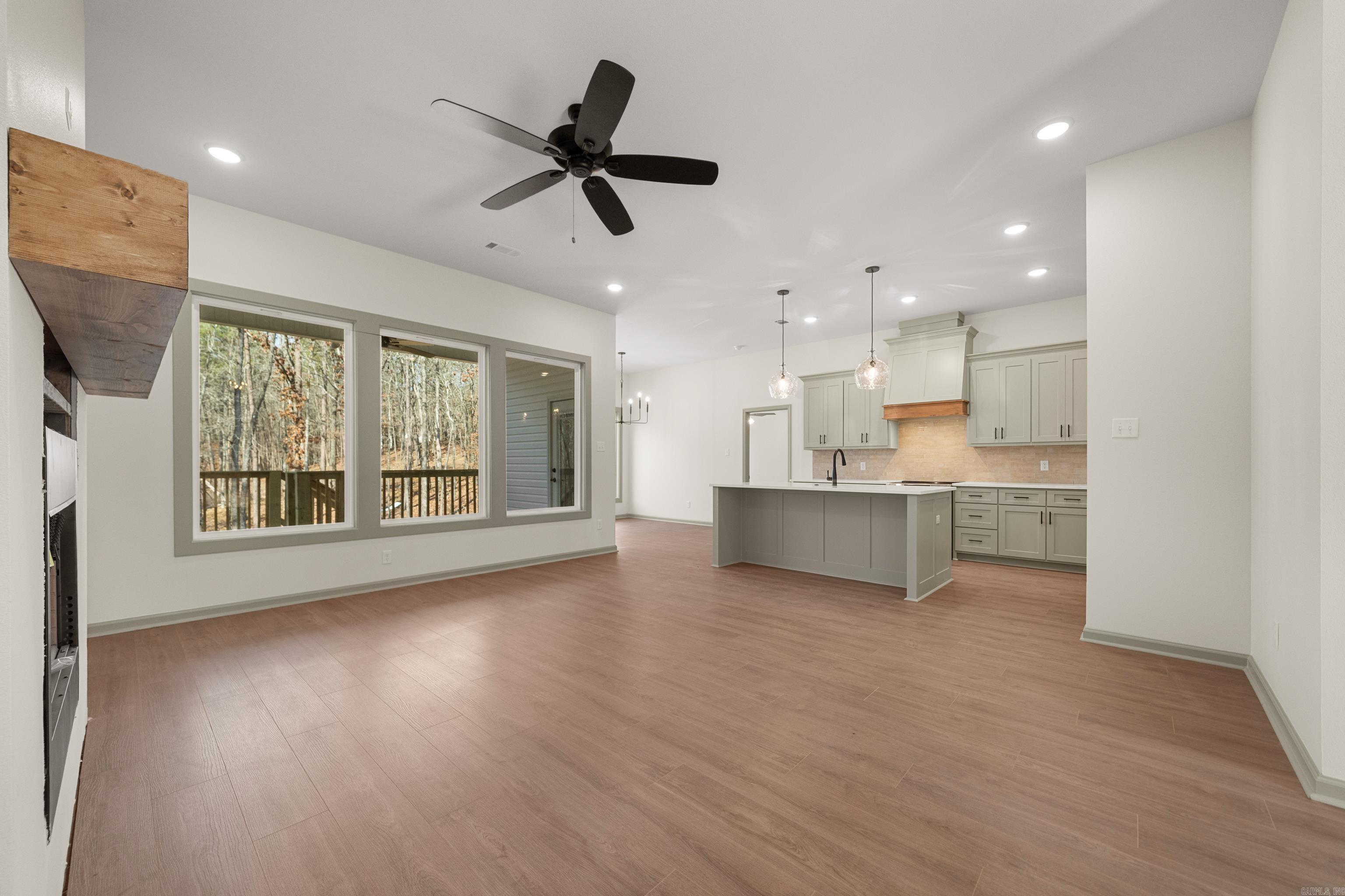 DIAMONDHEAD - Residential