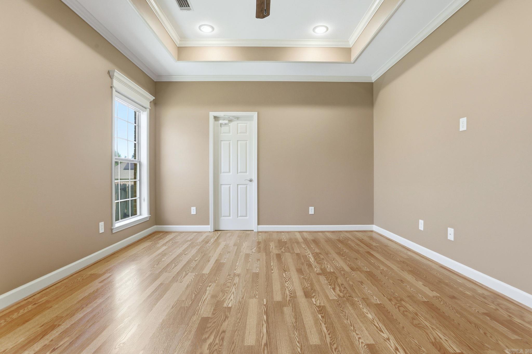 CAPITOL LAKES ESTATES - Residential