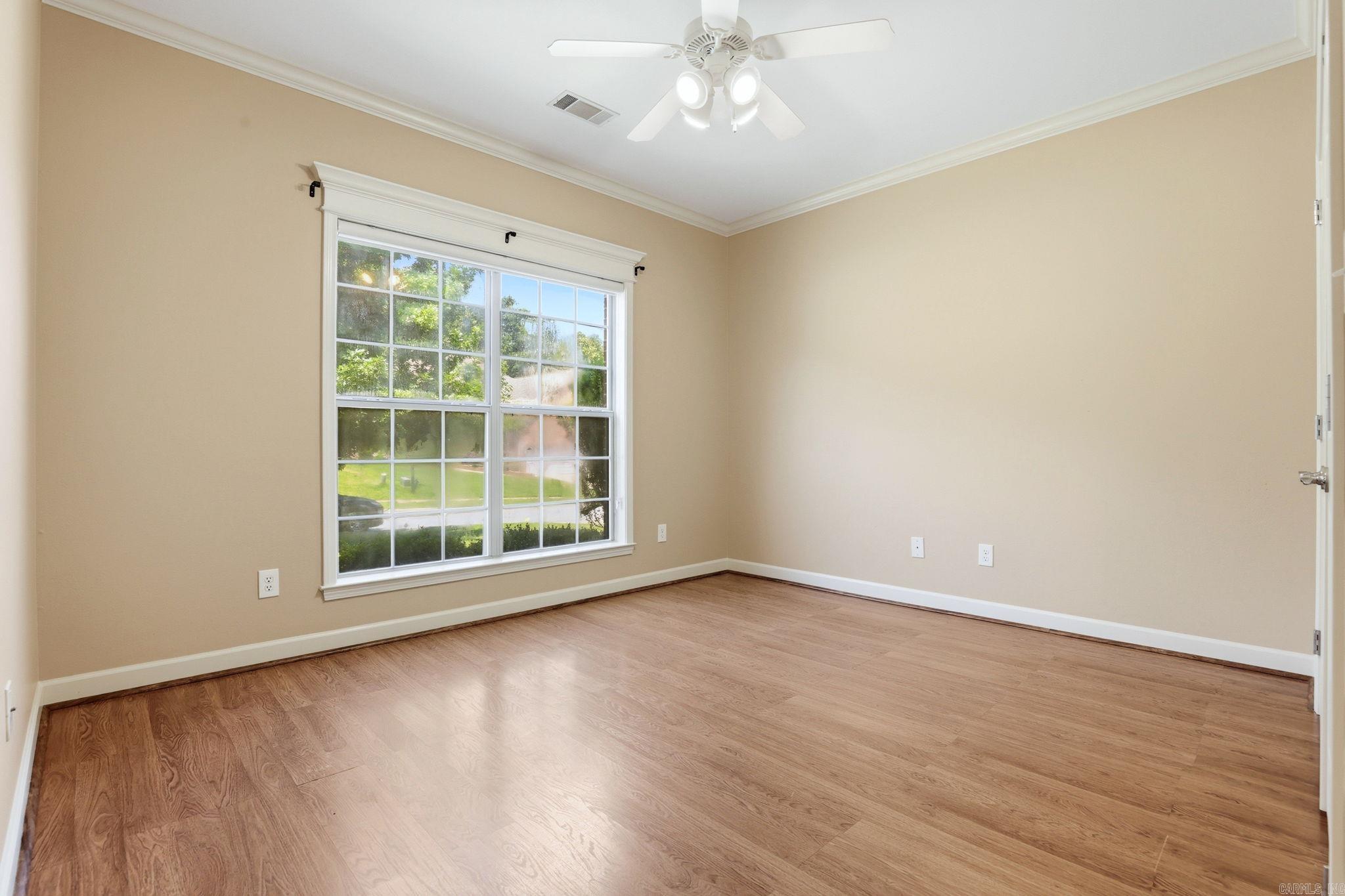 CAPITOL LAKES ESTATES - Residential