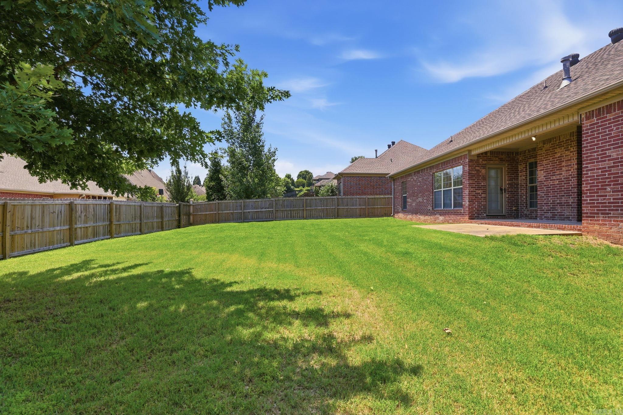 CAPITOL LAKES ESTATES - Residential