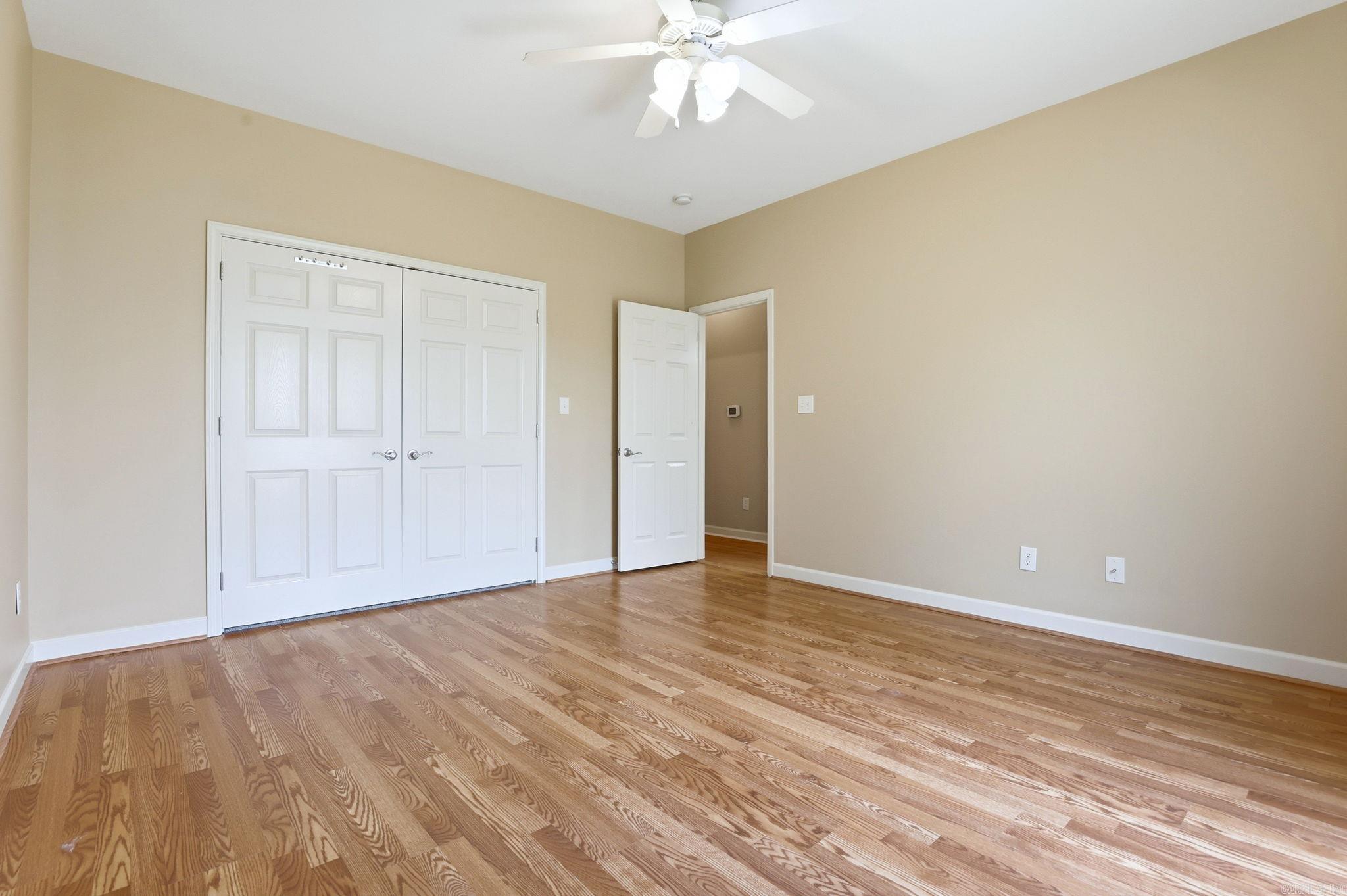 CAPITOL LAKES ESTATES - Residential
