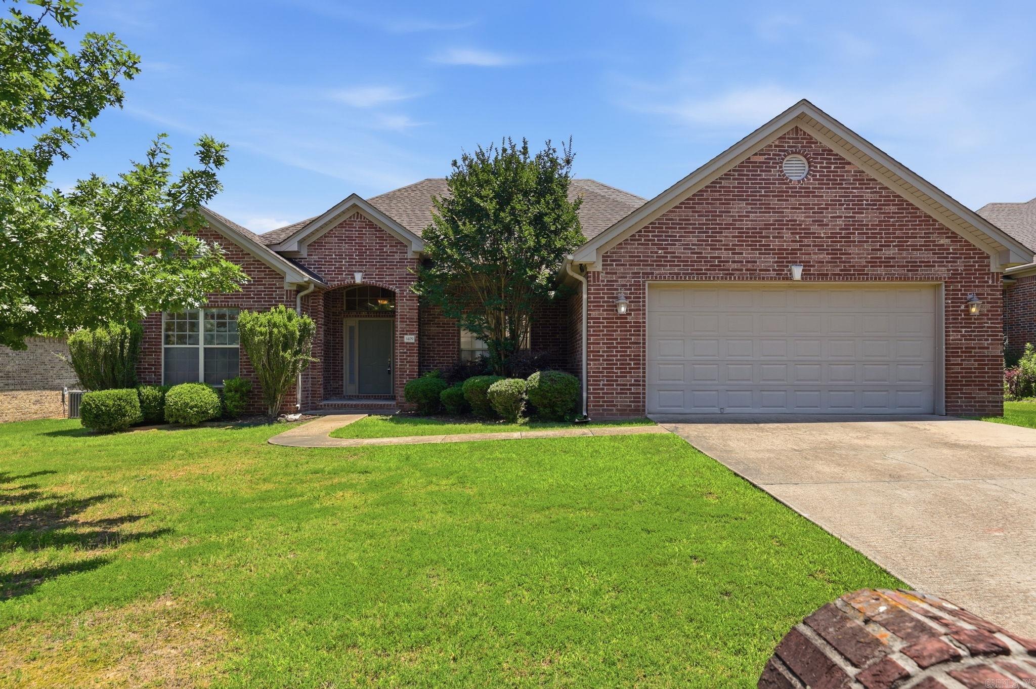 CAPITOL LAKES ESTATES - Residential