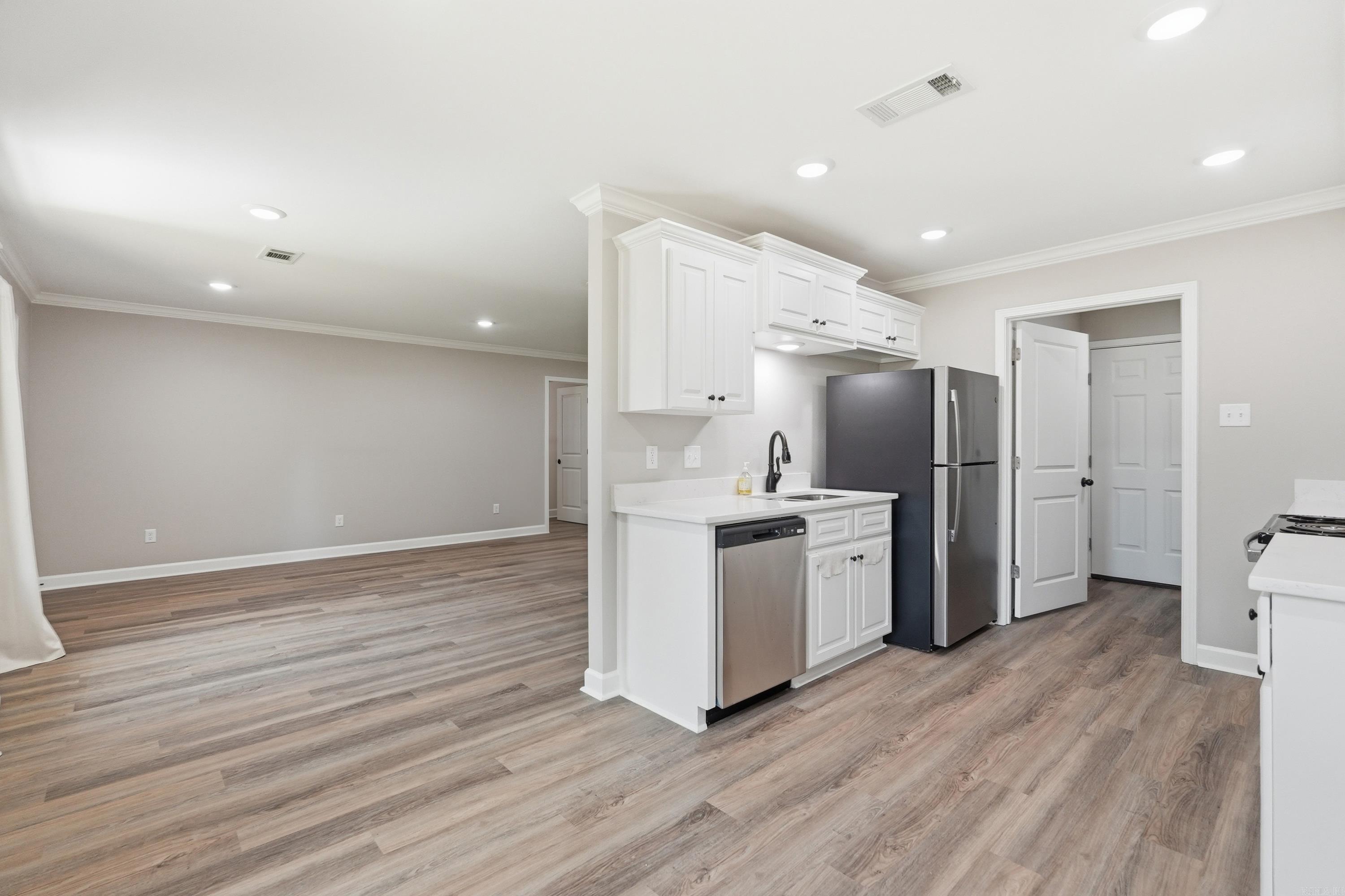 MILITARY HEIGHTS RENEWAL - Residential