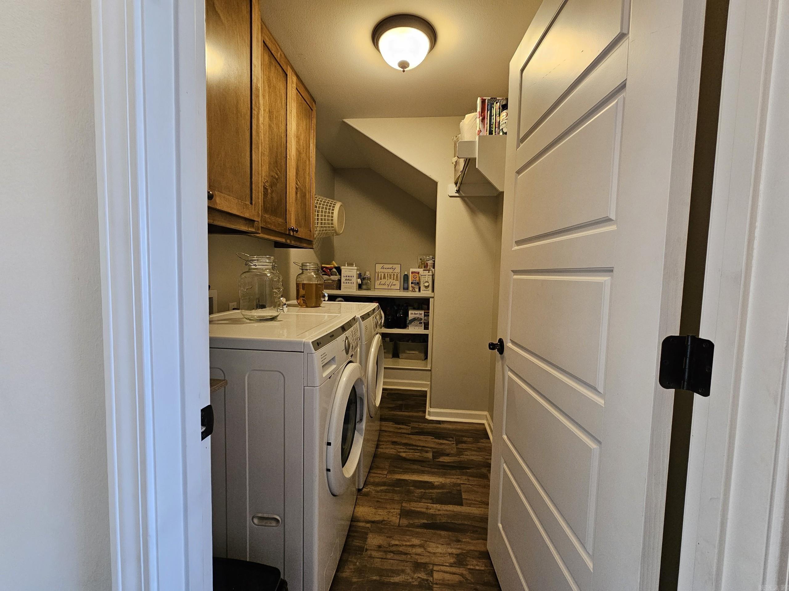 MAGNOLIA VILLAGE - Residential