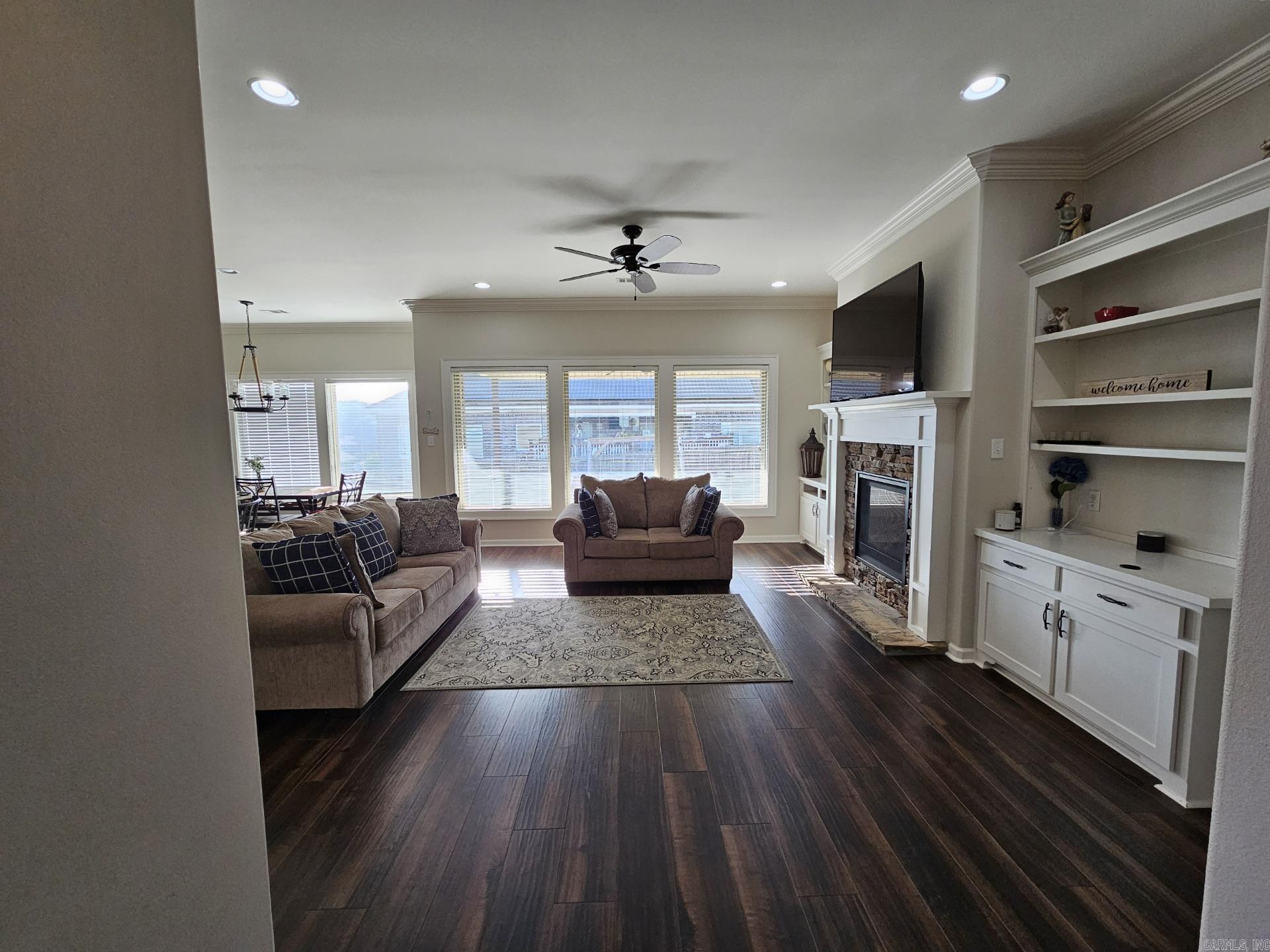 MAGNOLIA VILLAGE - Residential