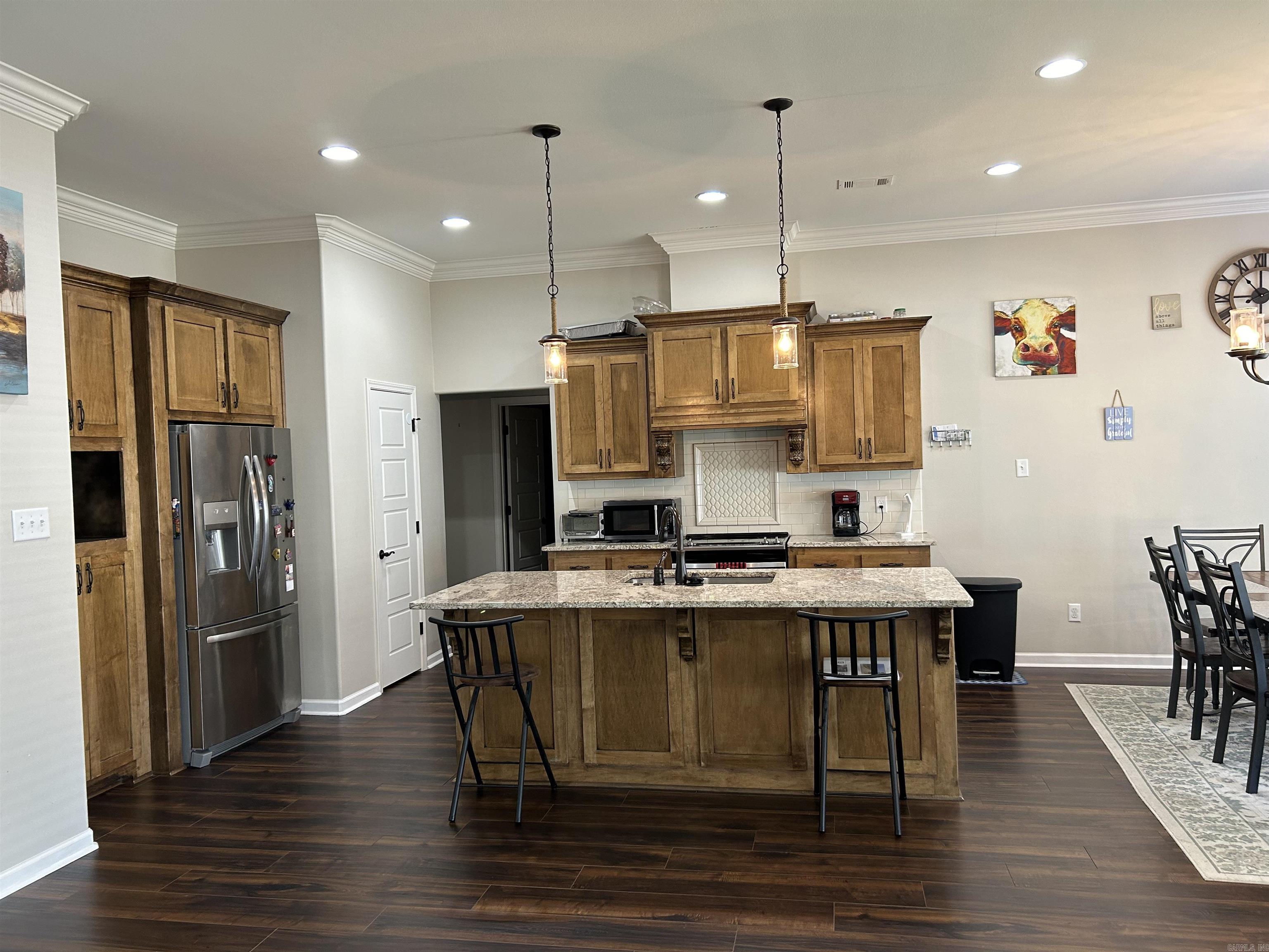 MAGNOLIA VILLAGE - Residential