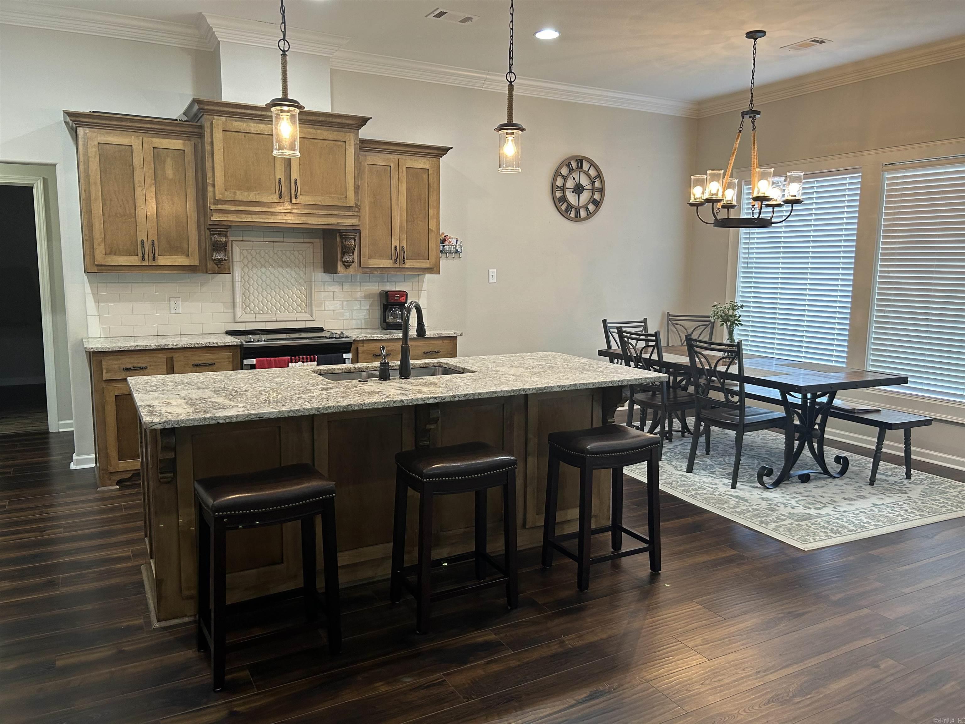 MAGNOLIA VILLAGE - Residential