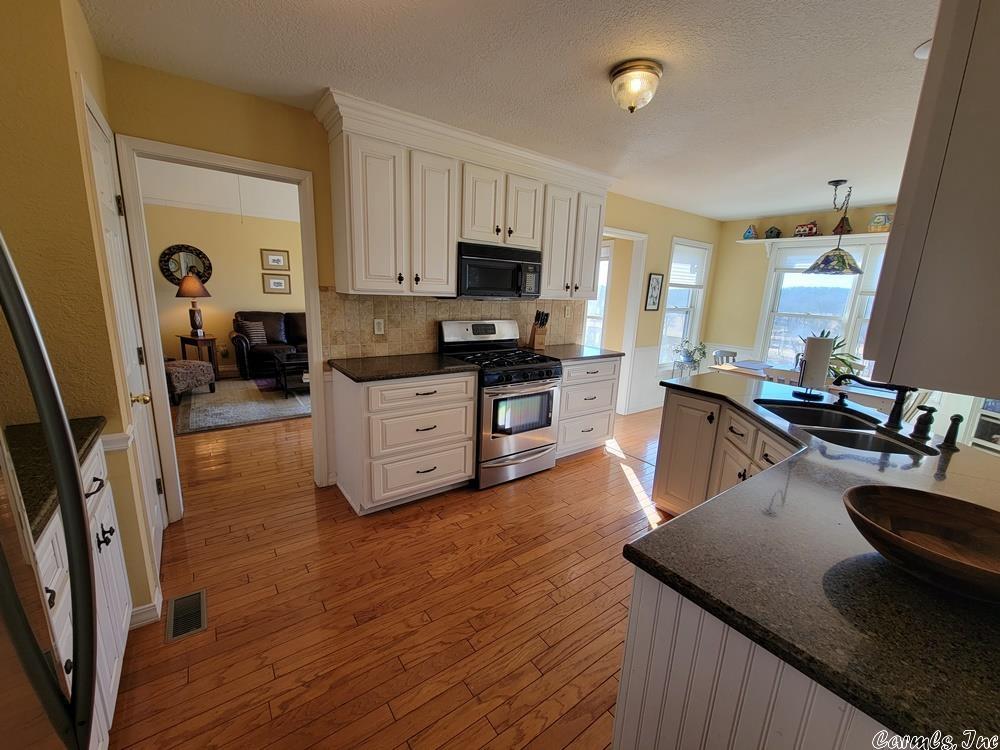 Crow 3rd - Residential