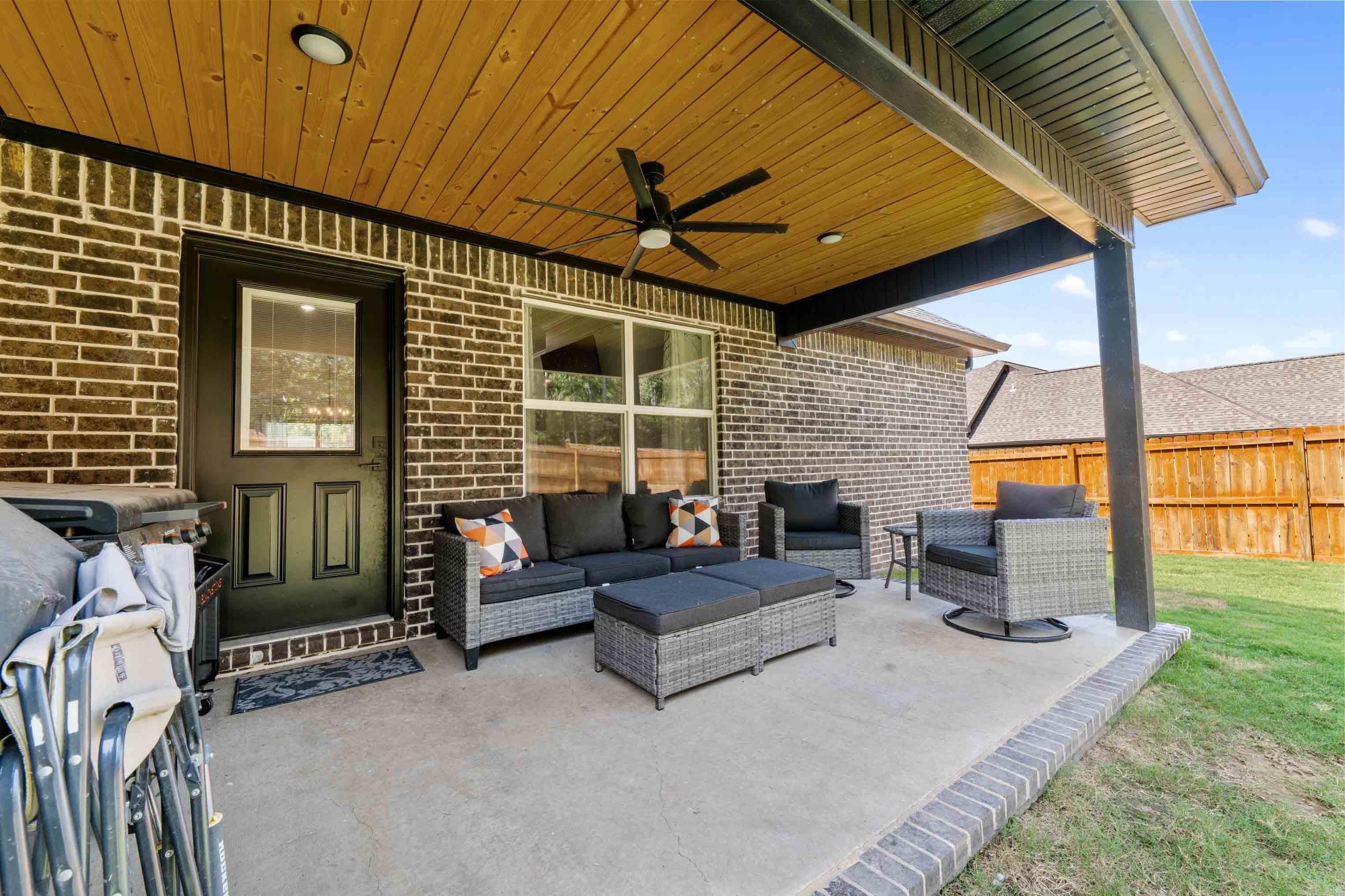 LITTLE RED RIVER ESTATES - Residential