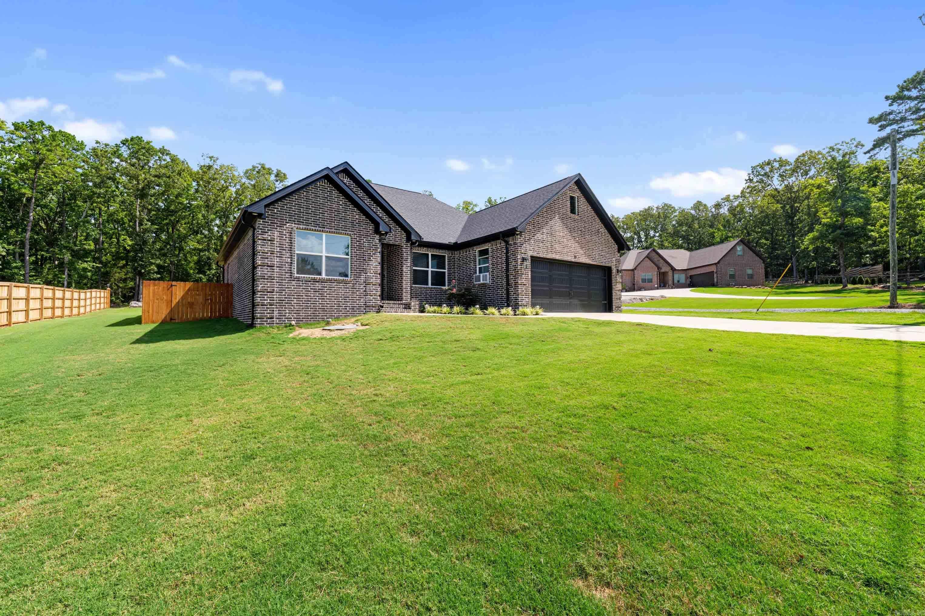 LITTLE RED RIVER ESTATES - Residential