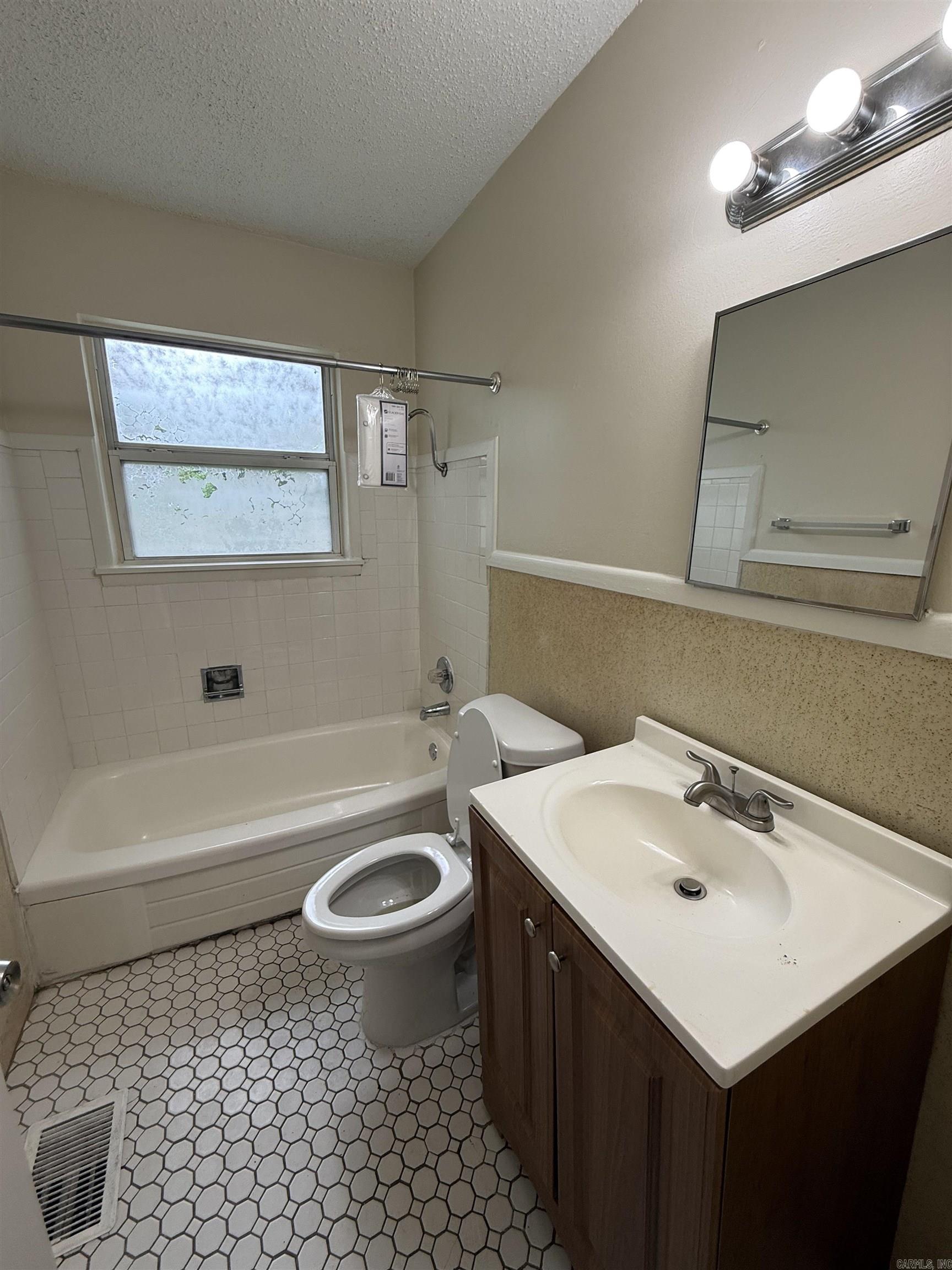 HAMILTON & BRACK - Residential