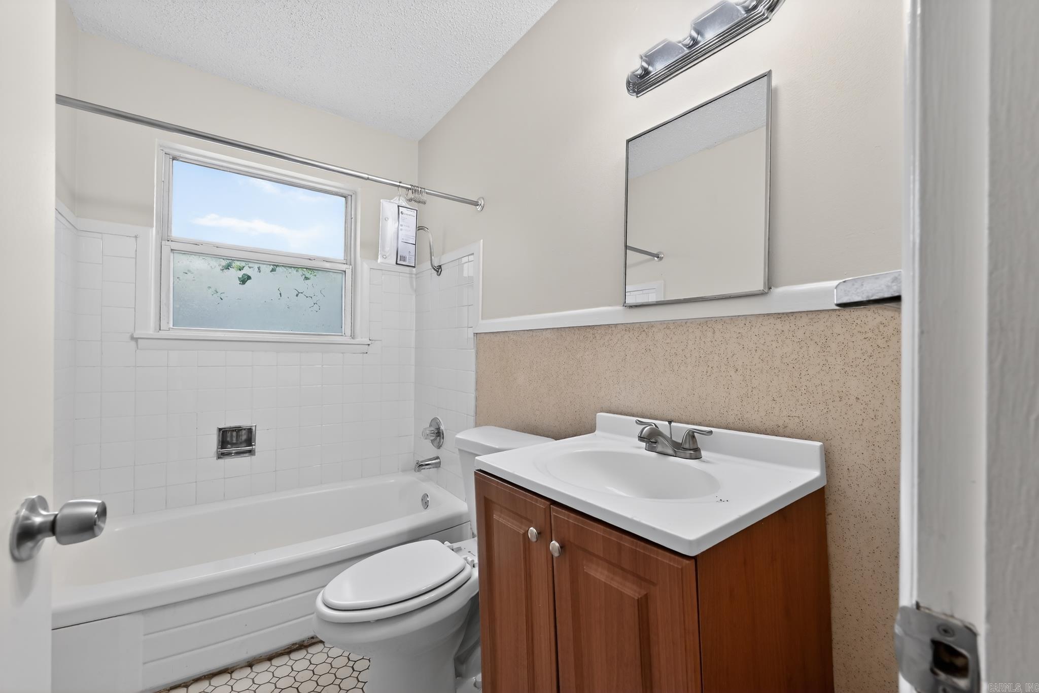 HAMILTON & BRACK - Residential