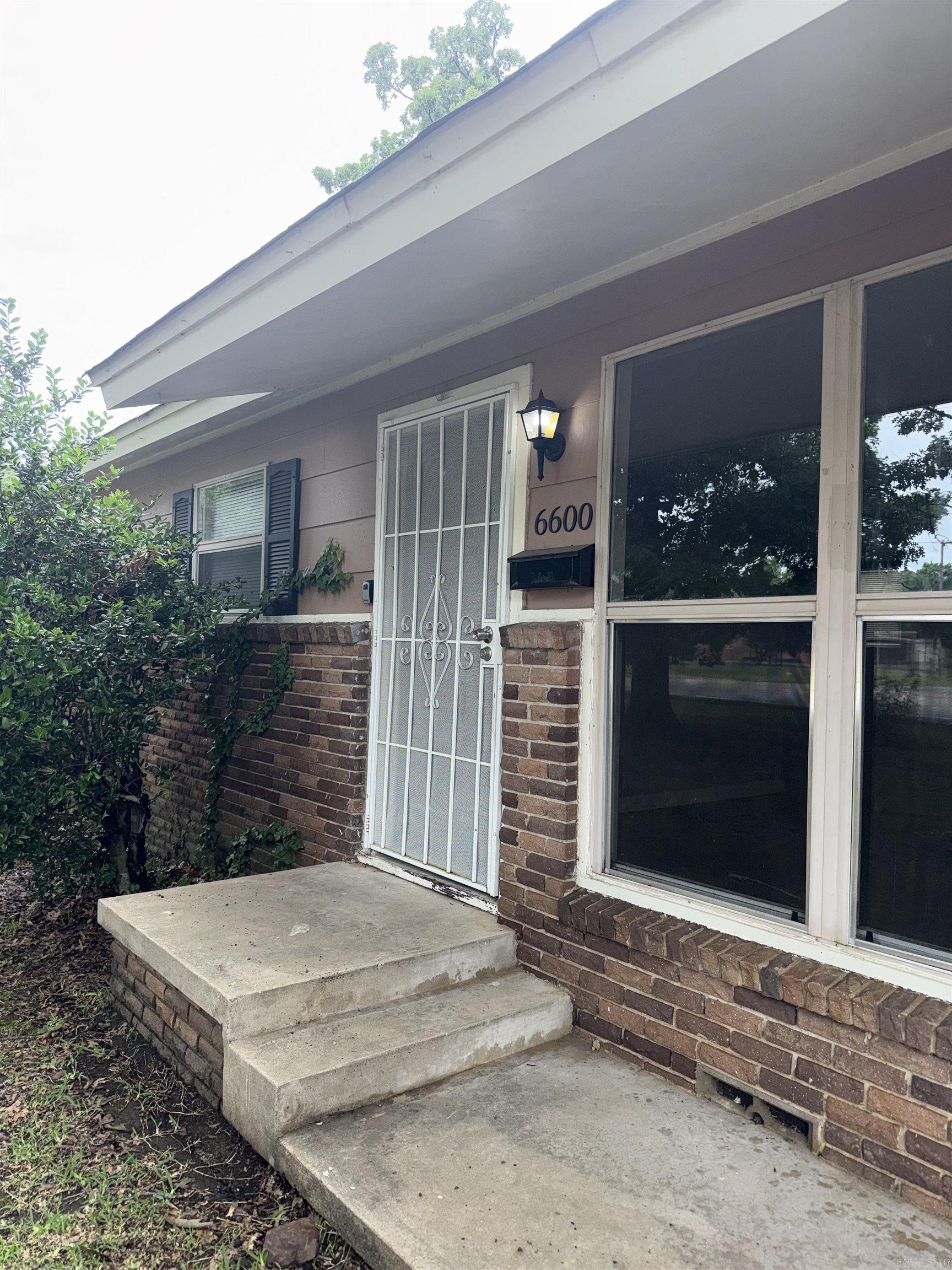 HAMILTON & BRACK - Residential