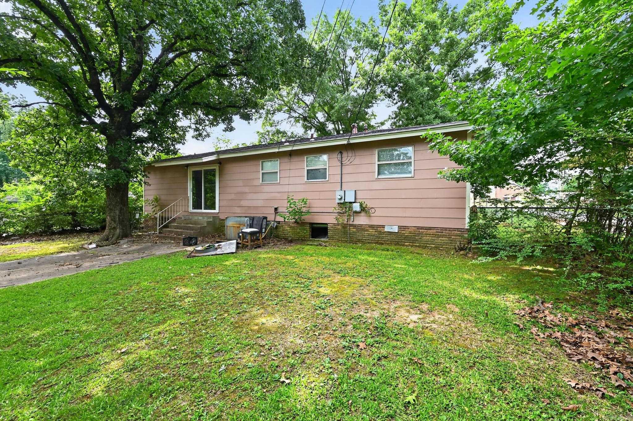 HAMILTON & BRACK - Residential