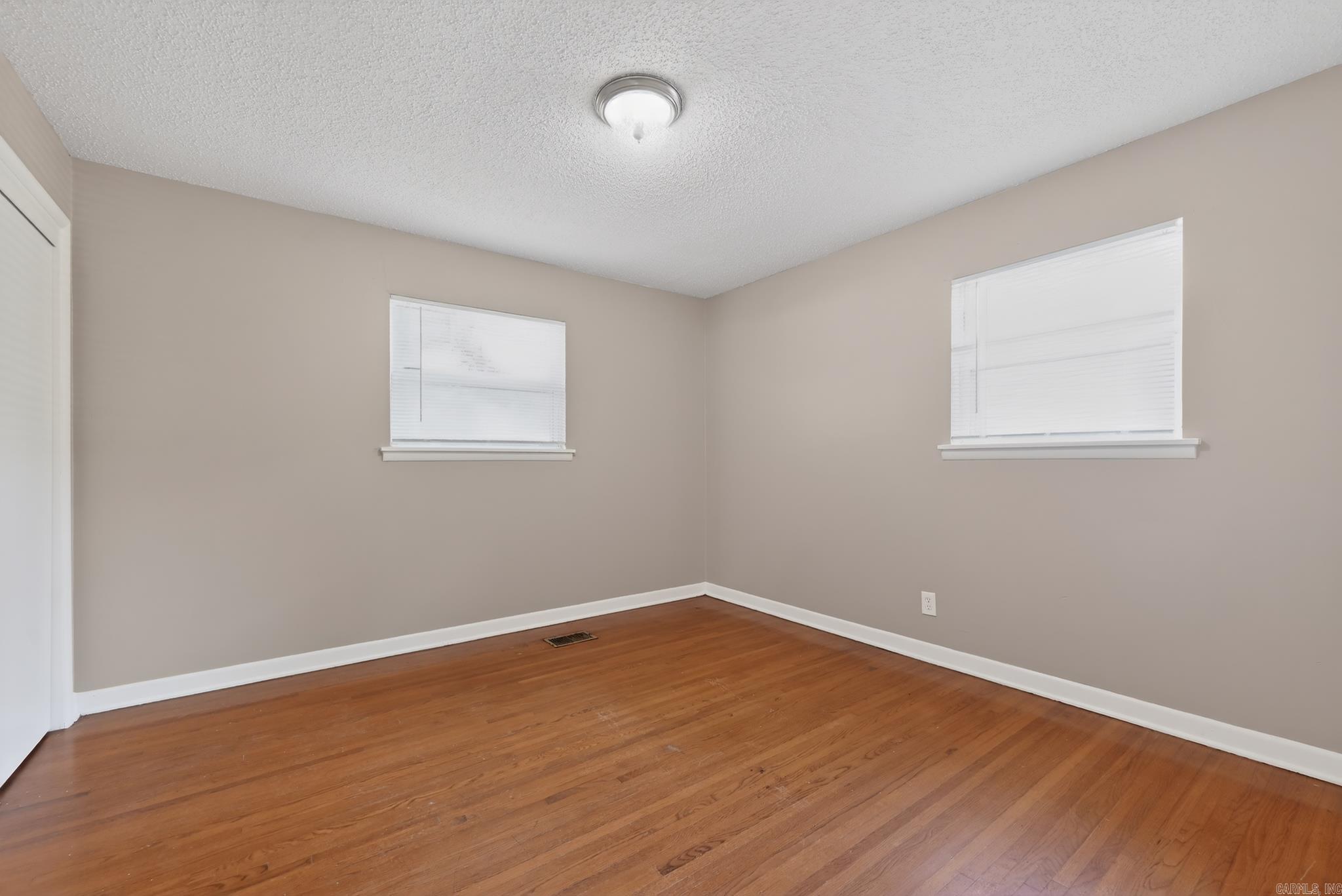HAMILTON & BRACK - Residential