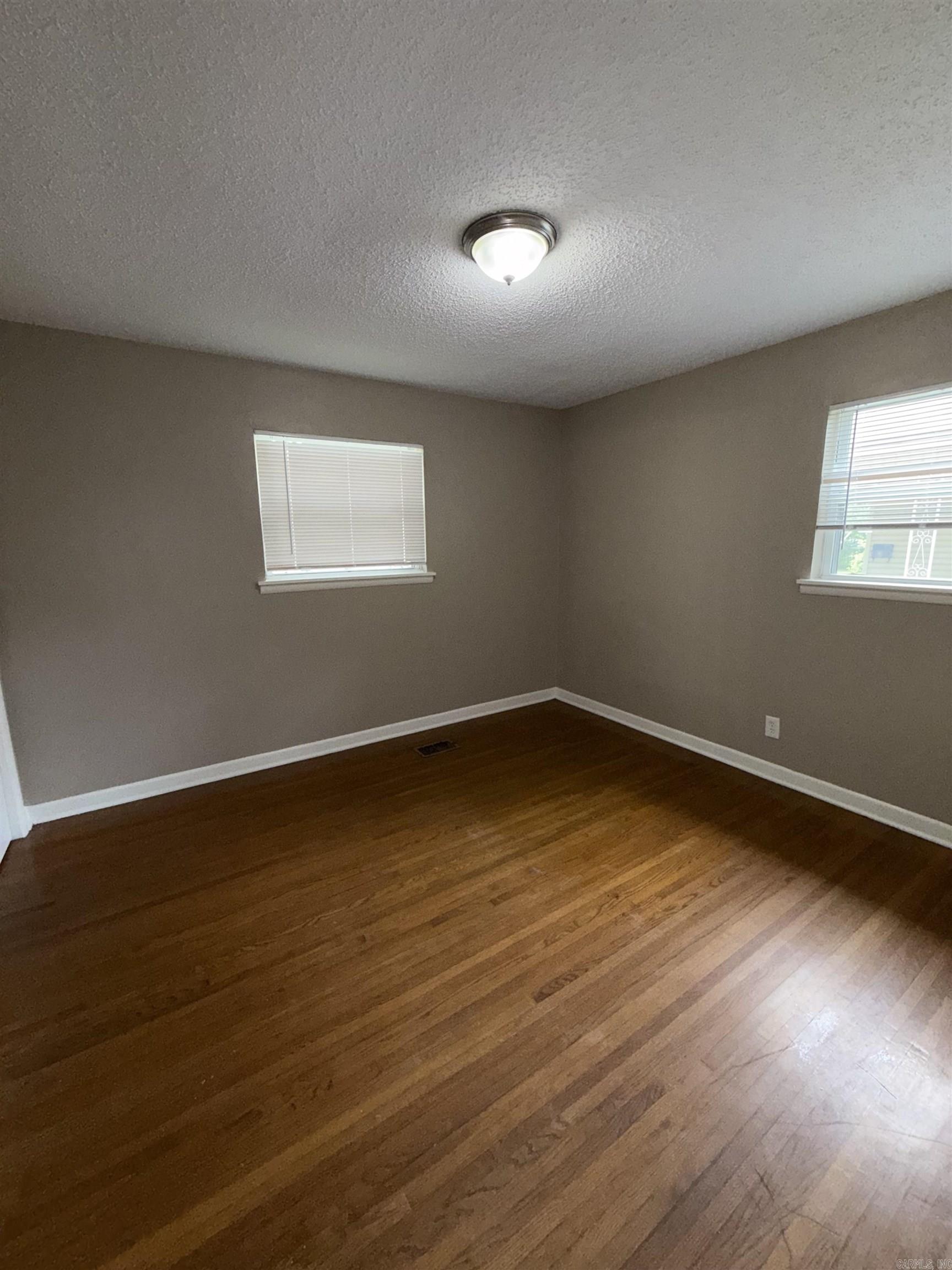 HAMILTON & BRACK - Residential