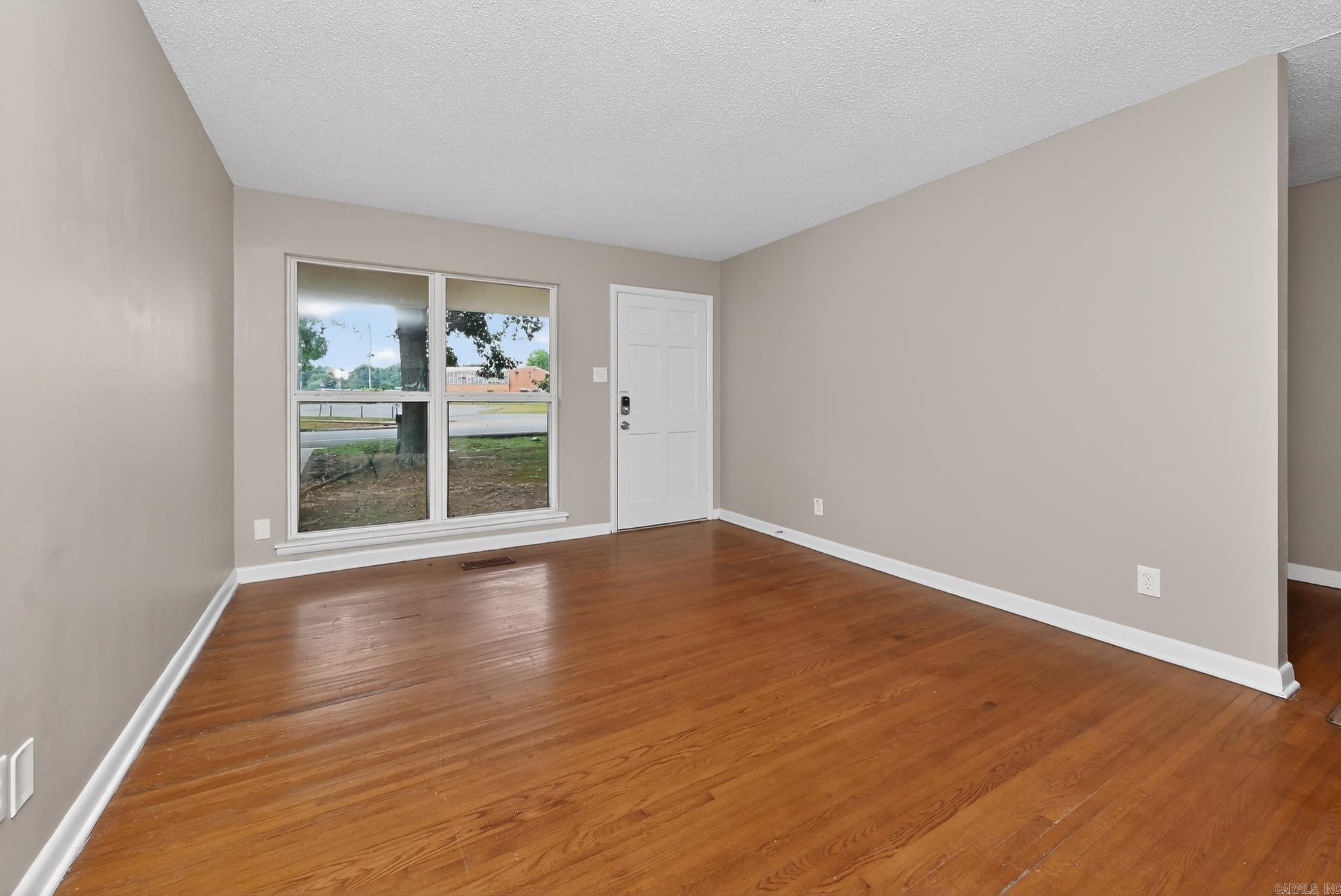 HAMILTON & BRACK - Residential