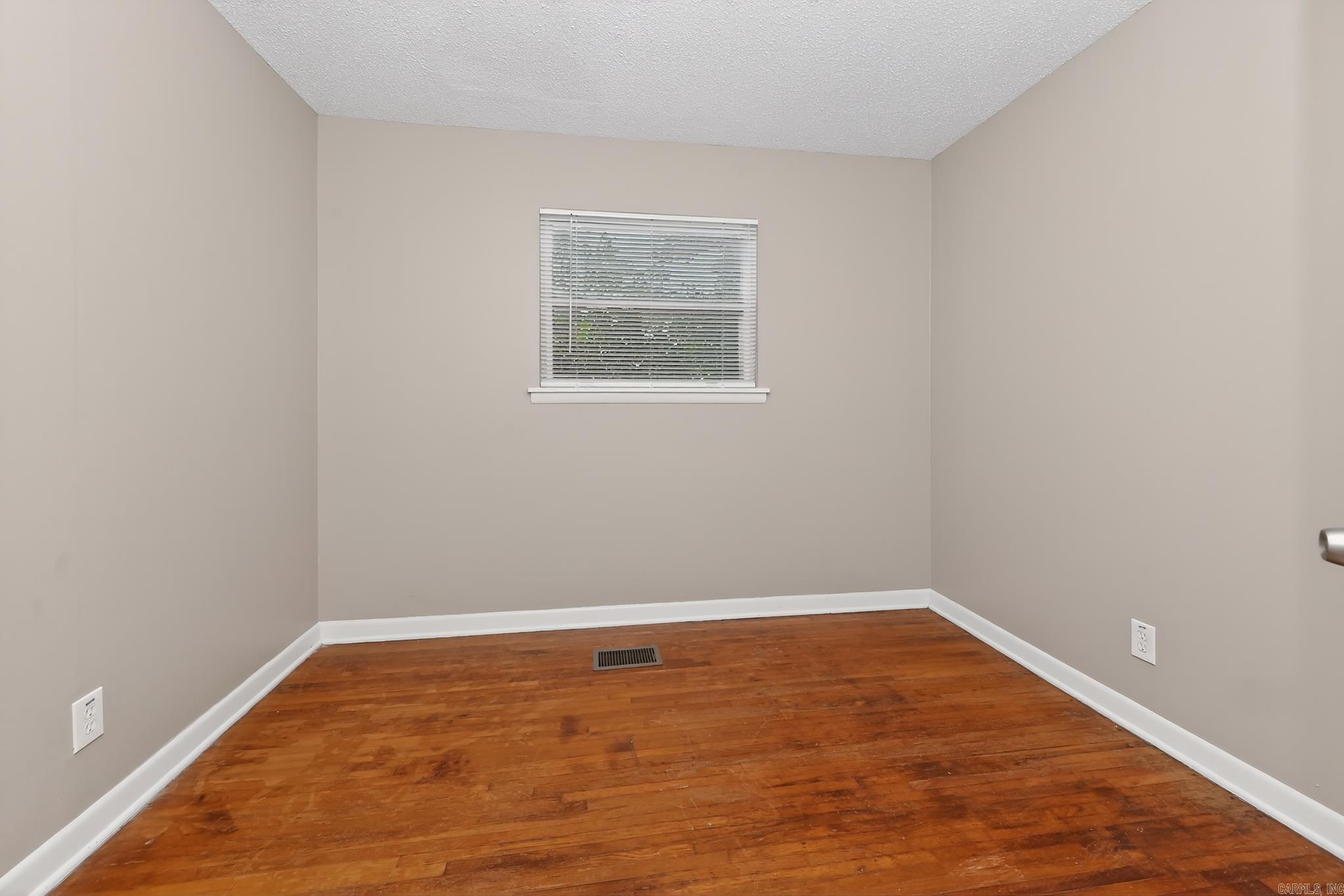 HAMILTON & BRACK - Residential