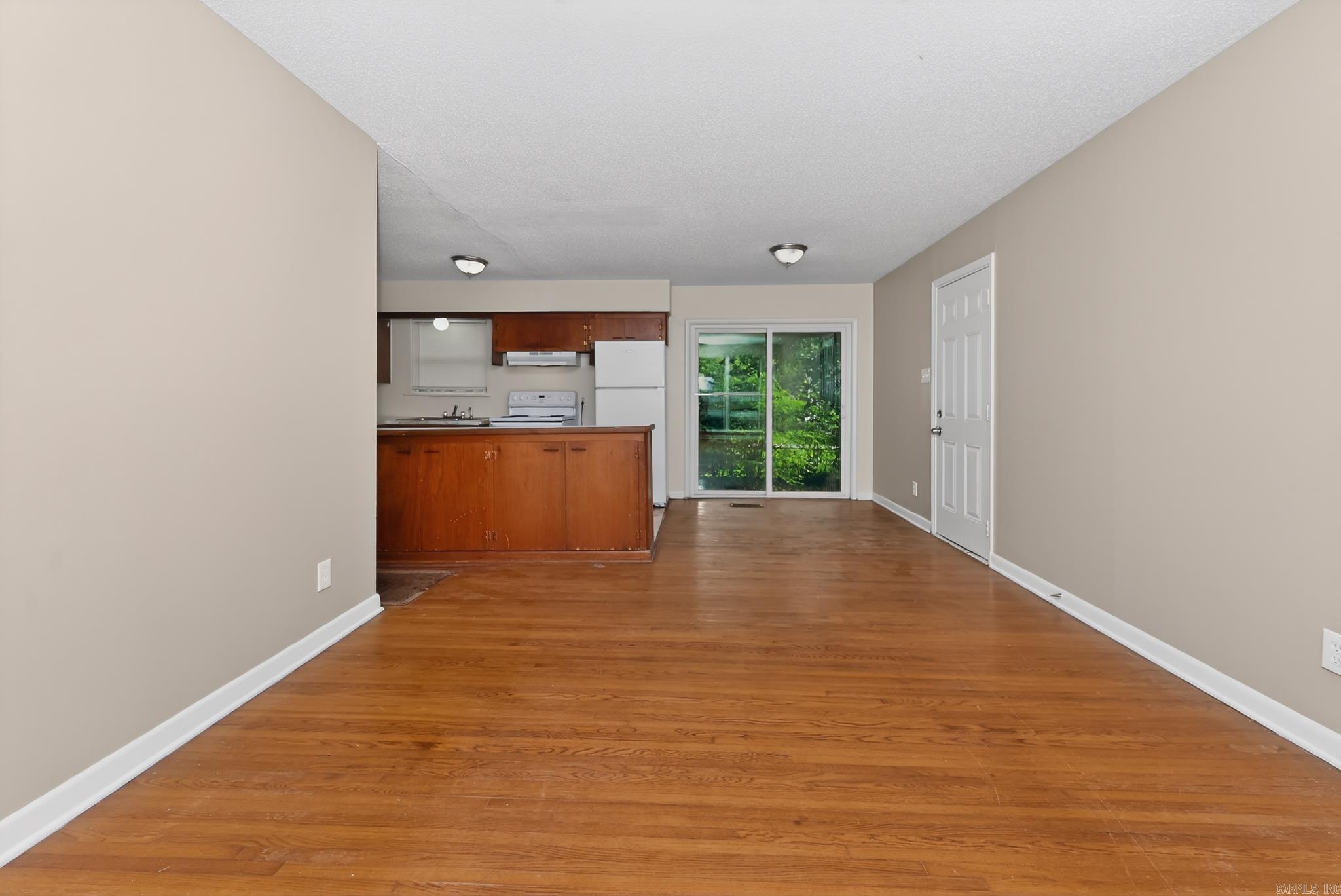 HAMILTON & BRACK - Residential