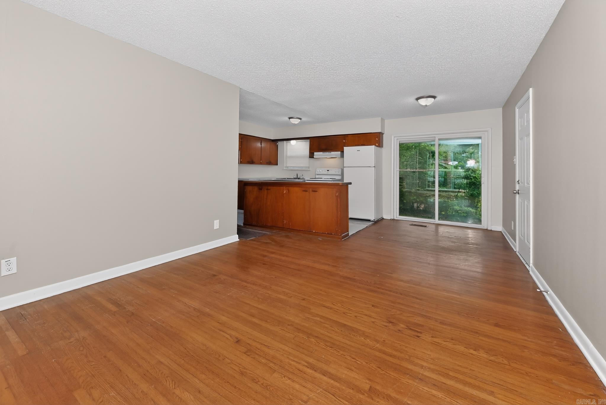 HAMILTON & BRACK - Residential