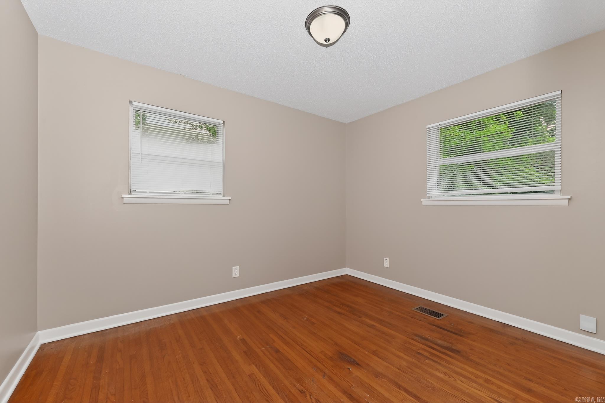 HAMILTON & BRACK - Residential