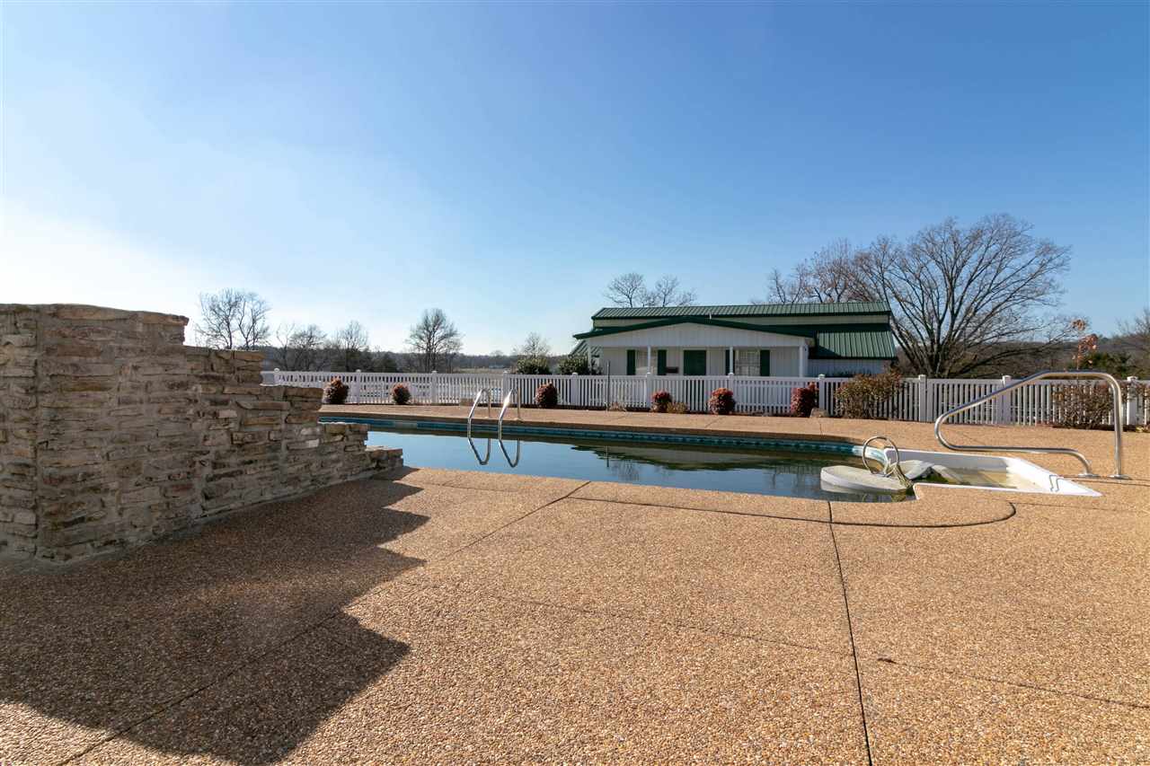 MEADOW BROOK ACRES - Residential
