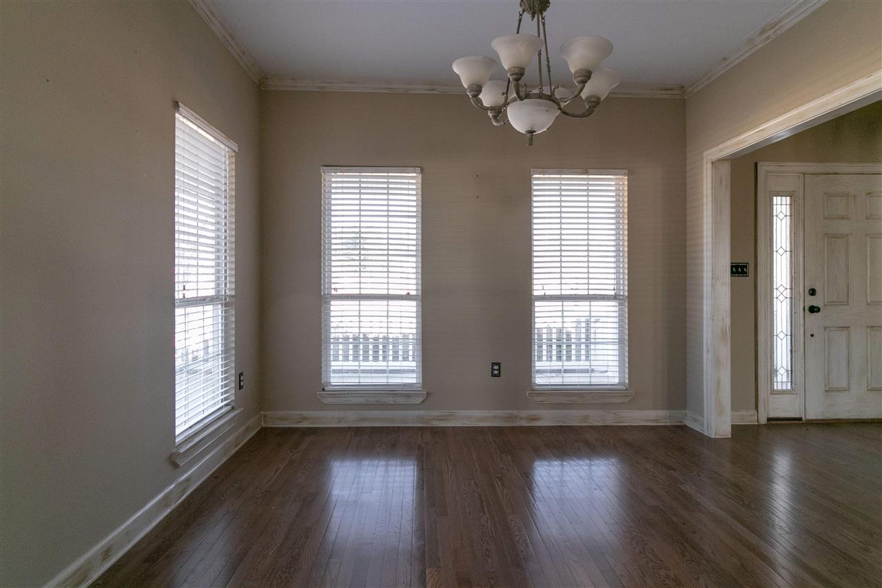 MEADOW BROOK ACRES - Residential